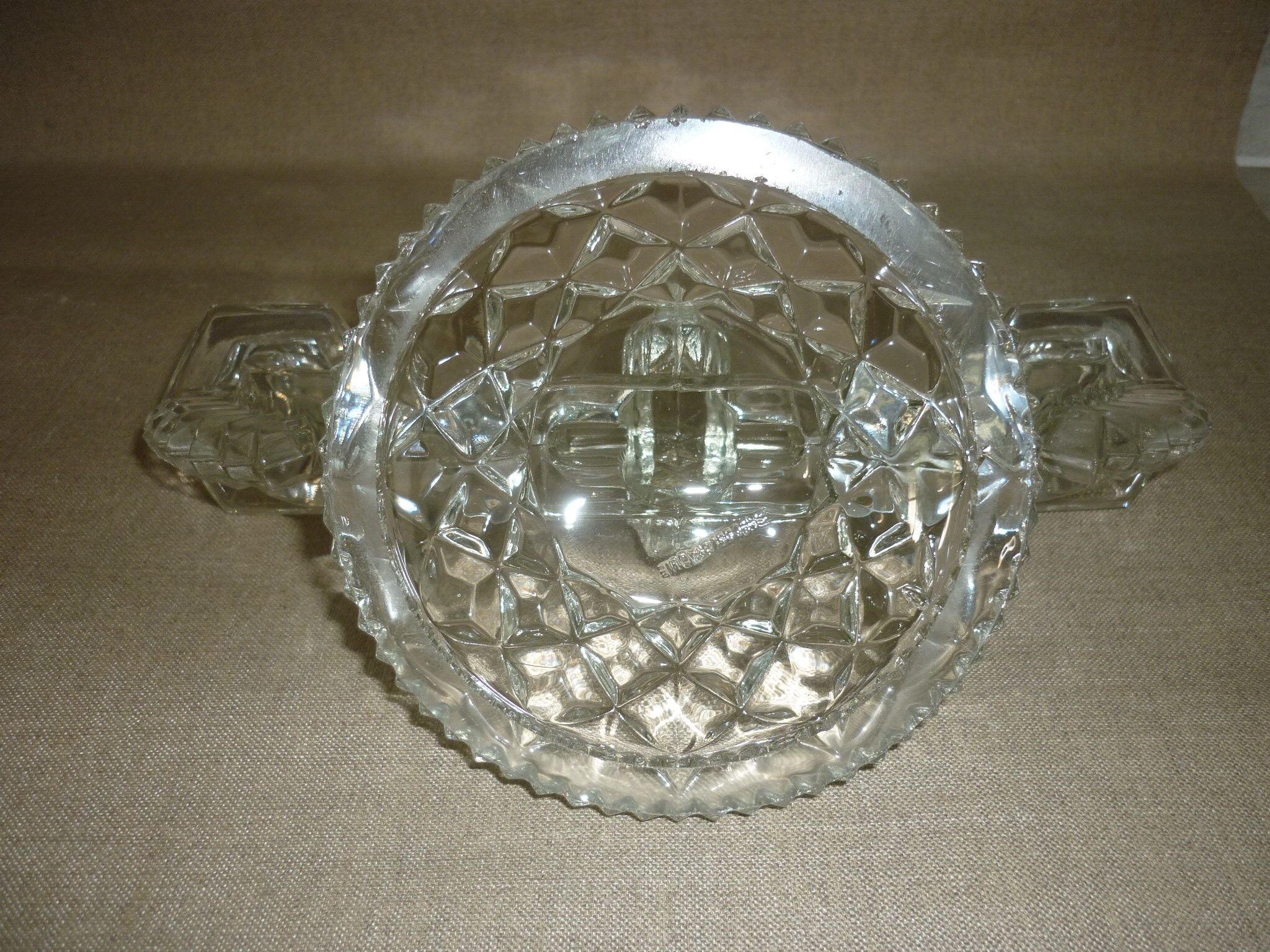 Paire de chandeliers en cristal à 2 bras