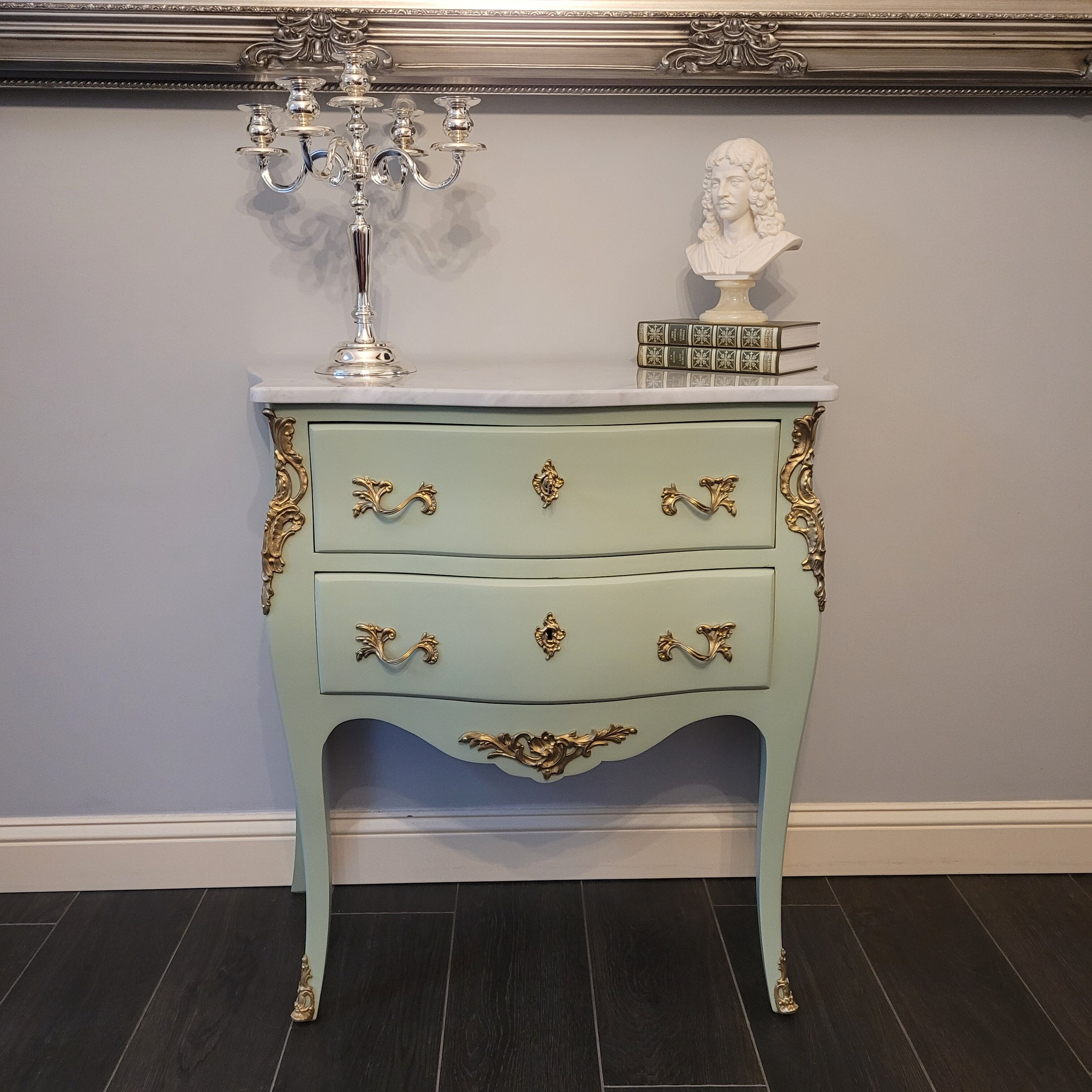 Louis XV style chest of drawers, curved with 2 drawers
