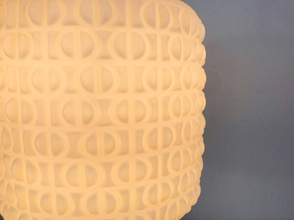 Suspension en opale blanche par Peill et Putzler, 1970, Allemagne