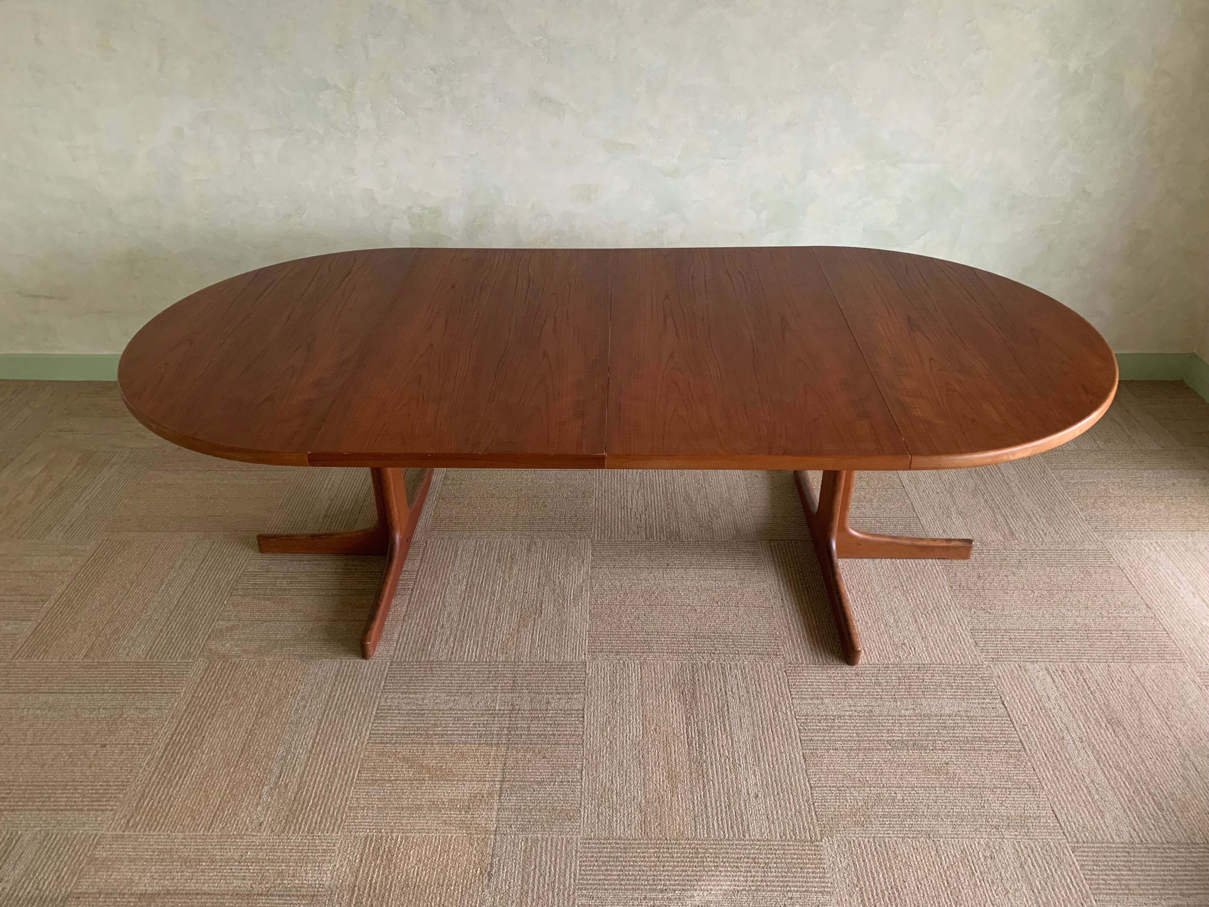Dining table karl erik ekselius