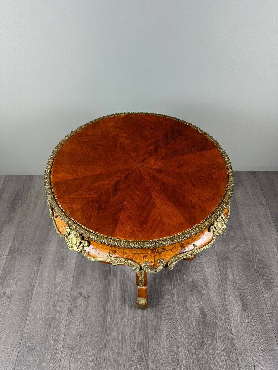Louis XV style pedestal table, 20th century