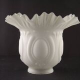 Abat-jour décoratif français vintage blanc opaque avec bordure à volants