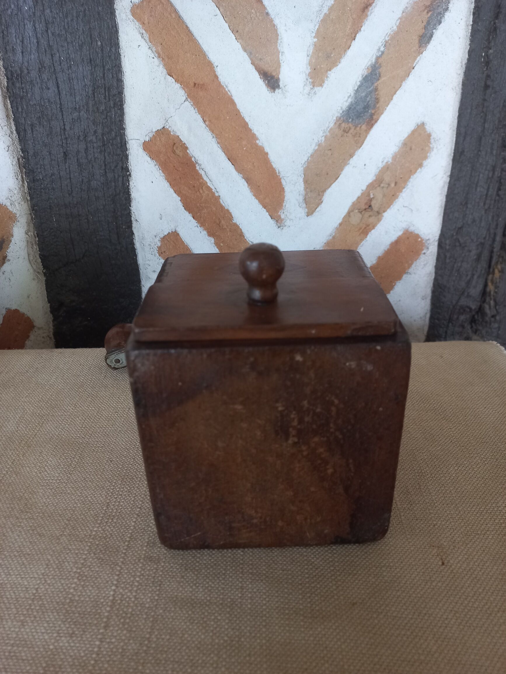 Cyrus coffee grinder 1940