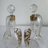 Paire de carafes Cristallerie Baccarat cristal blanc peint à l'or fin, Art Nouveau, 1900