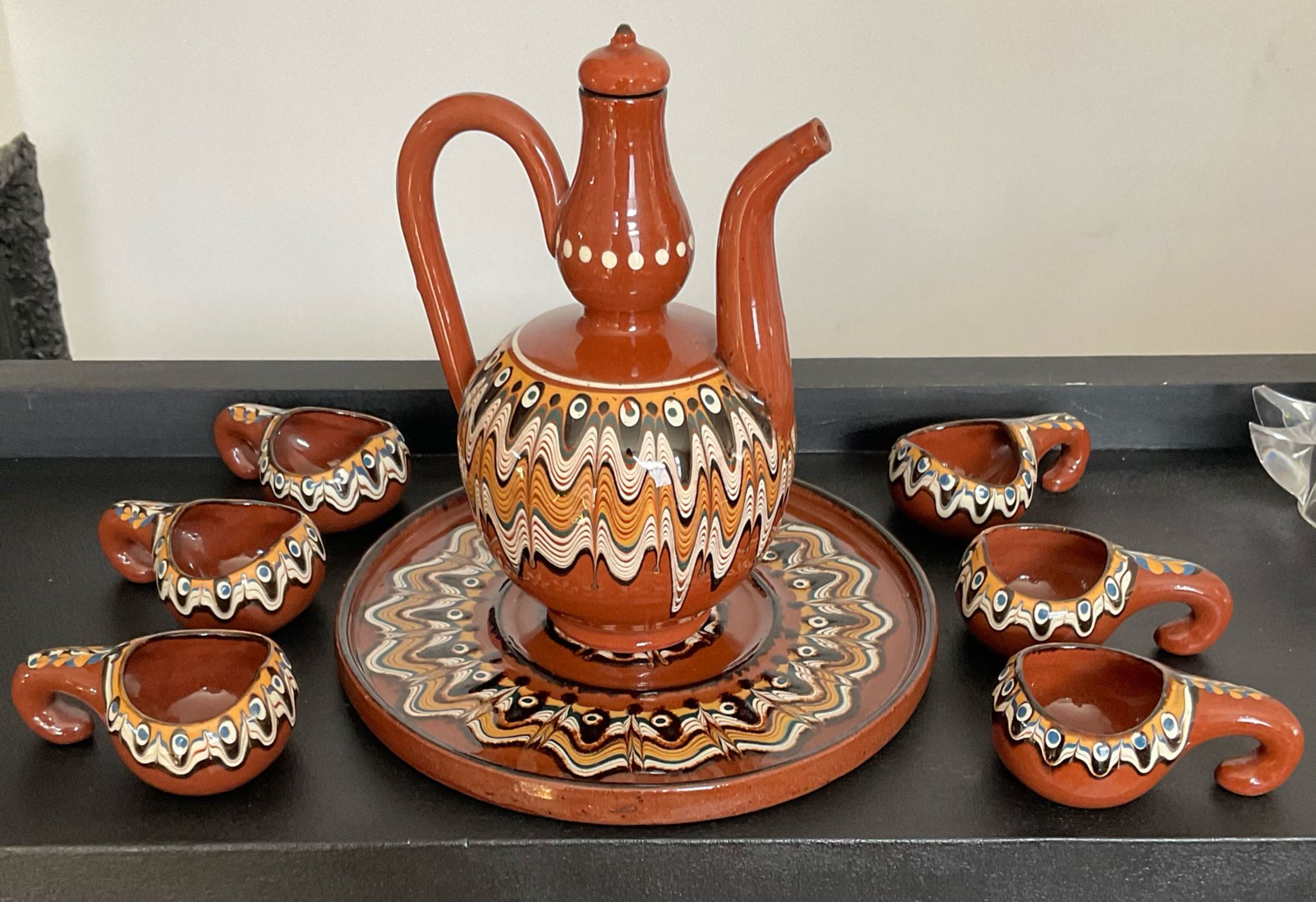 Service à liqueur vintage en terre cuite émaillée