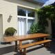 Grande table de ferme avec son banc