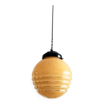 Suspension globe