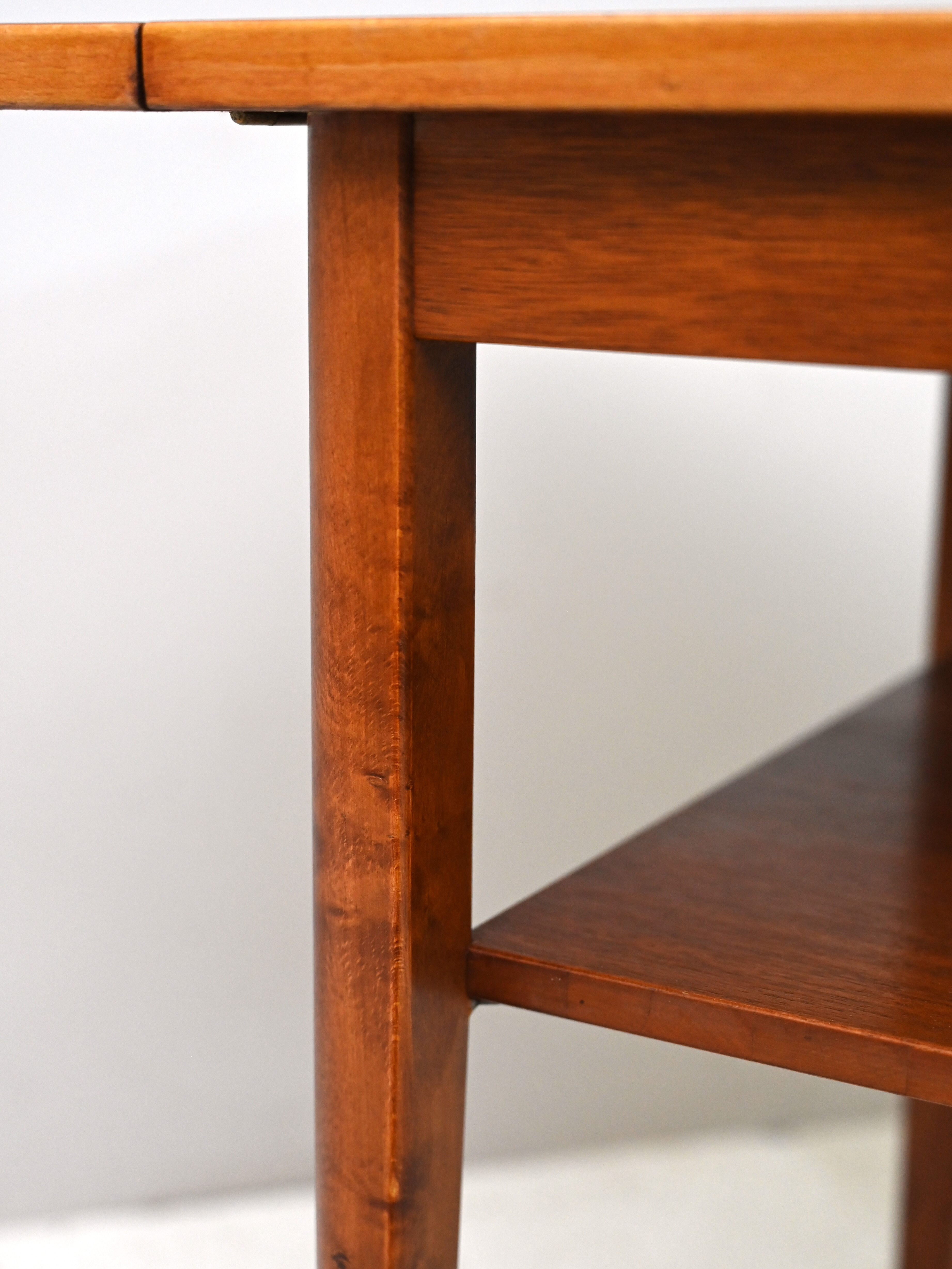 Vintage coffee table with wings