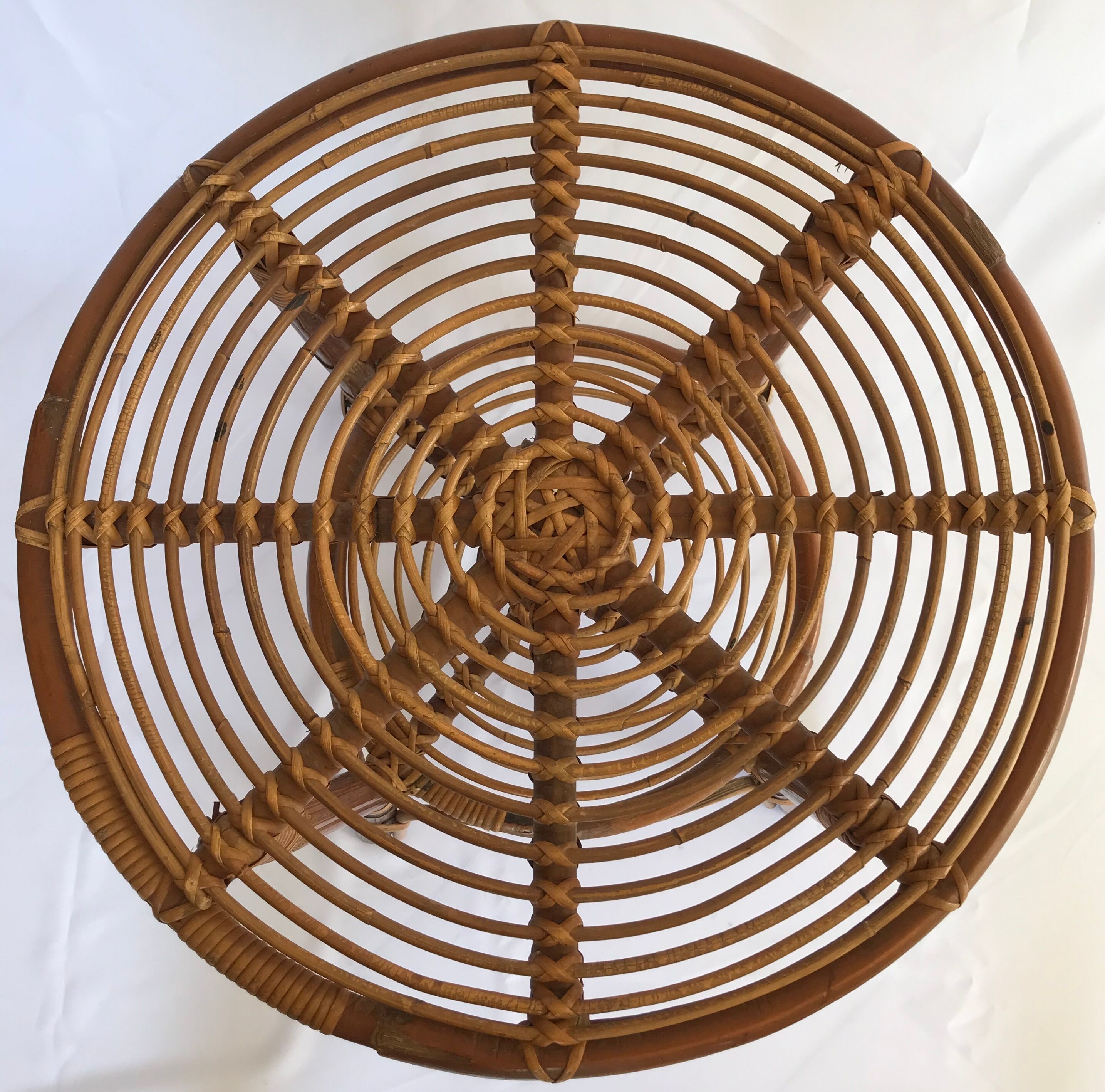 Round coffee table in rattan, Italy 60s