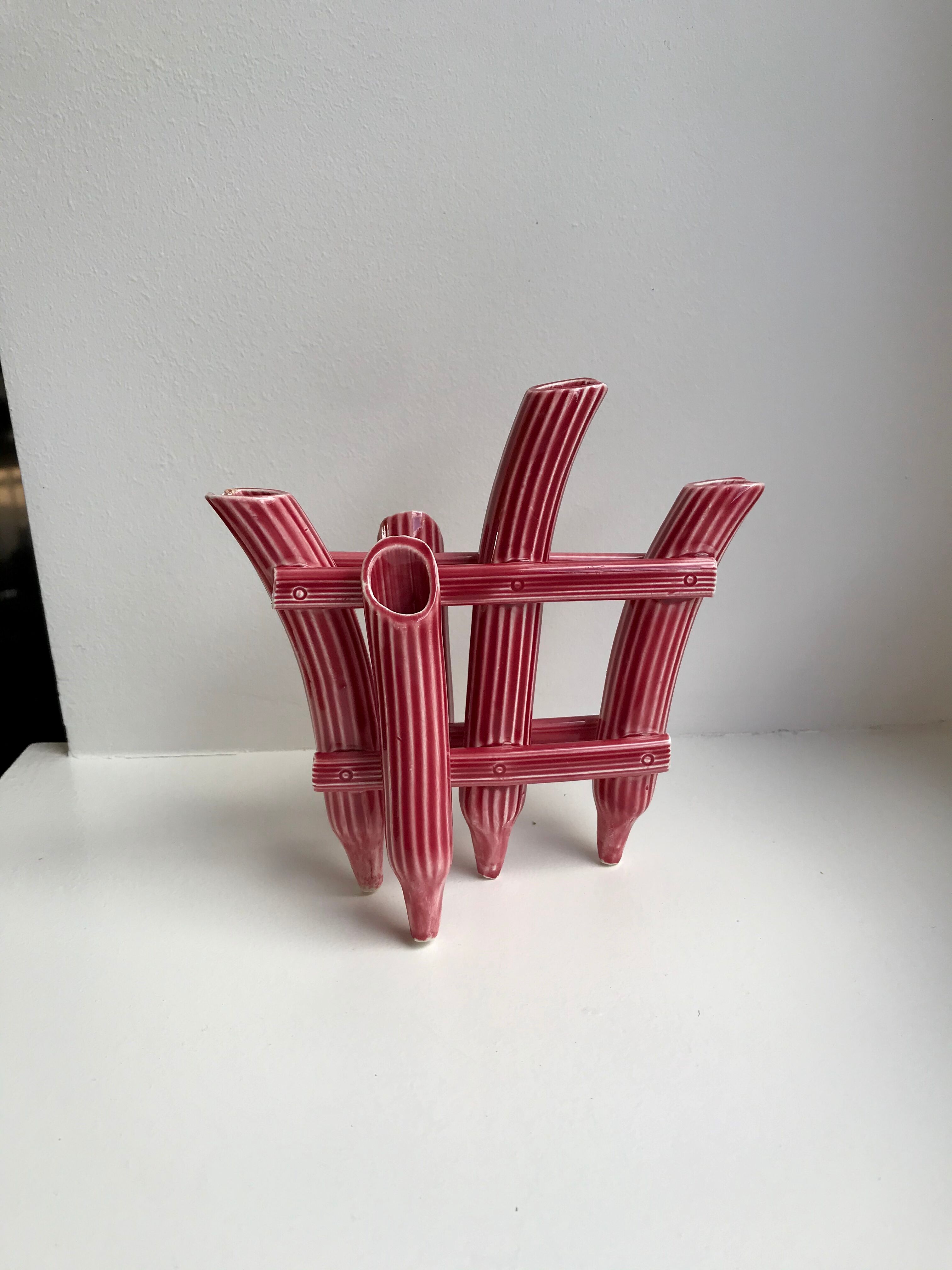 Soliflore en barbotine ancienne bambou rose années 50