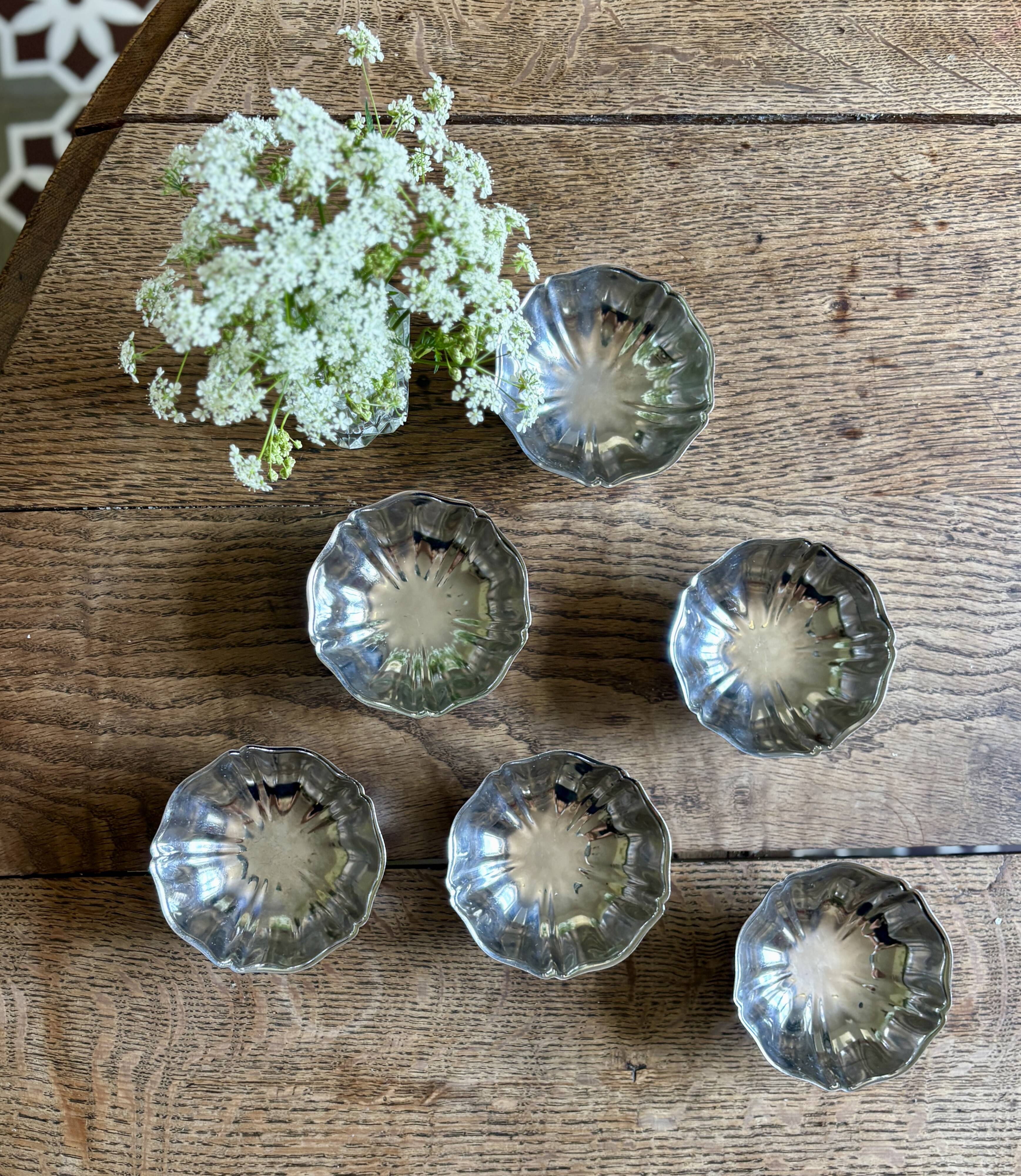 Set of 6 vintage stainless steel cups