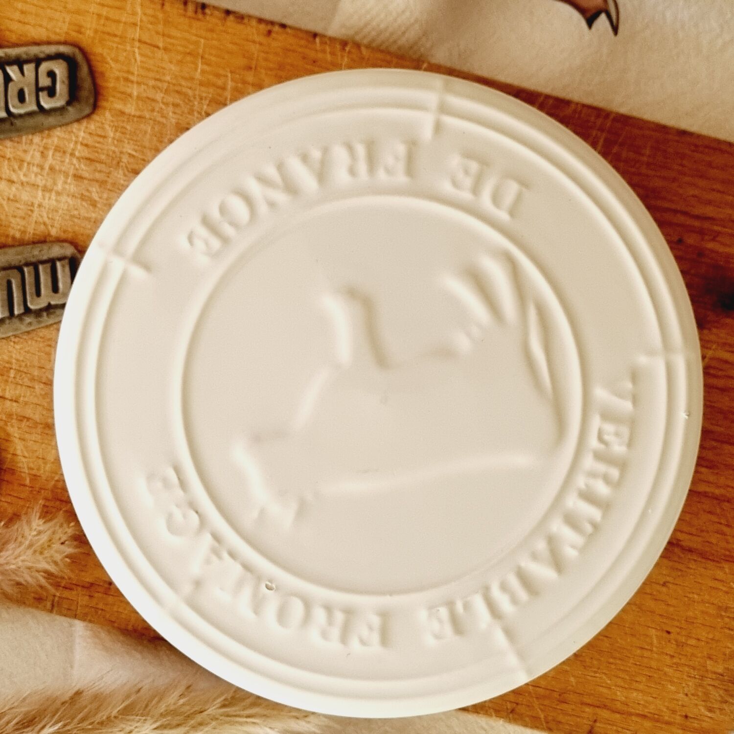 Camembert ceramic box