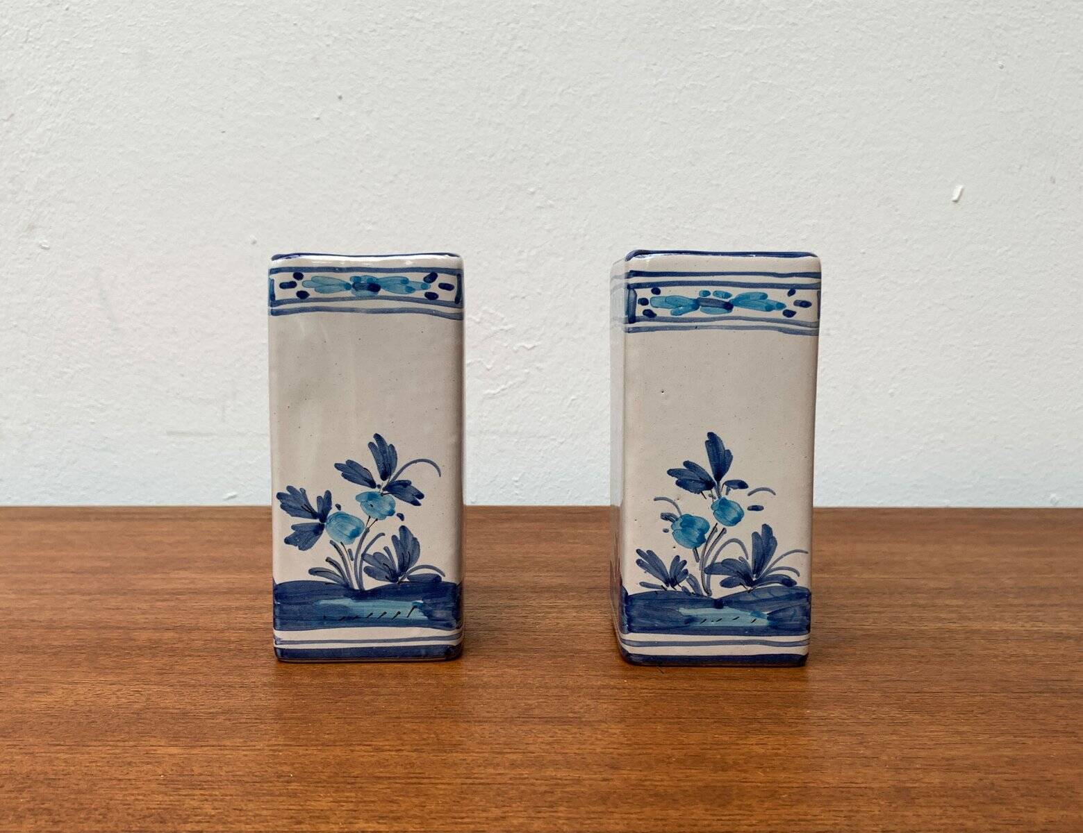 Vintage Italian Handpainted Vase from Larucci Italy, 1970s, Set of 2
