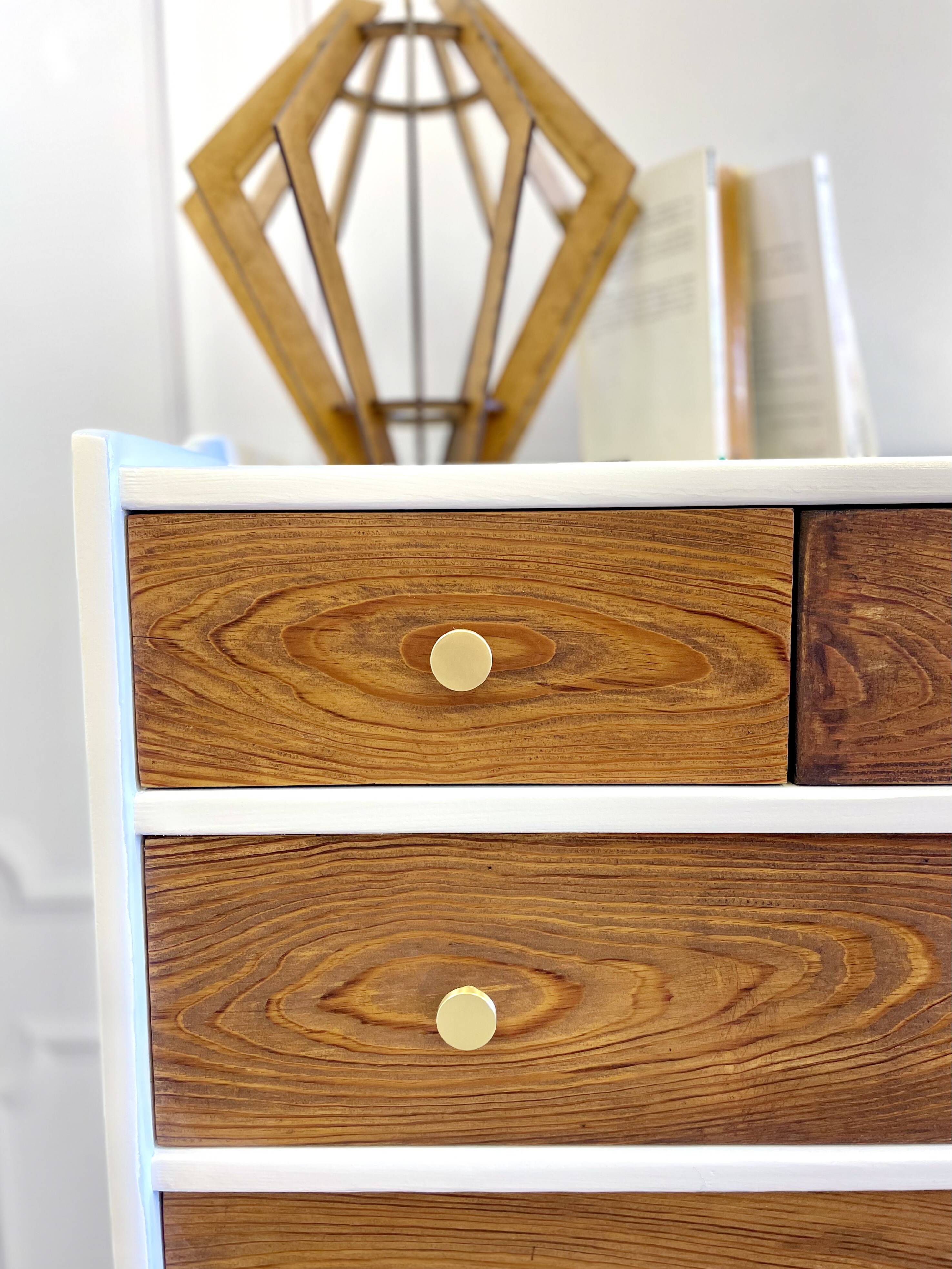 Commode vintage en bois – style scandinave – très bon état