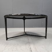 Table basse brutaliste en acier sculpté, années 1970