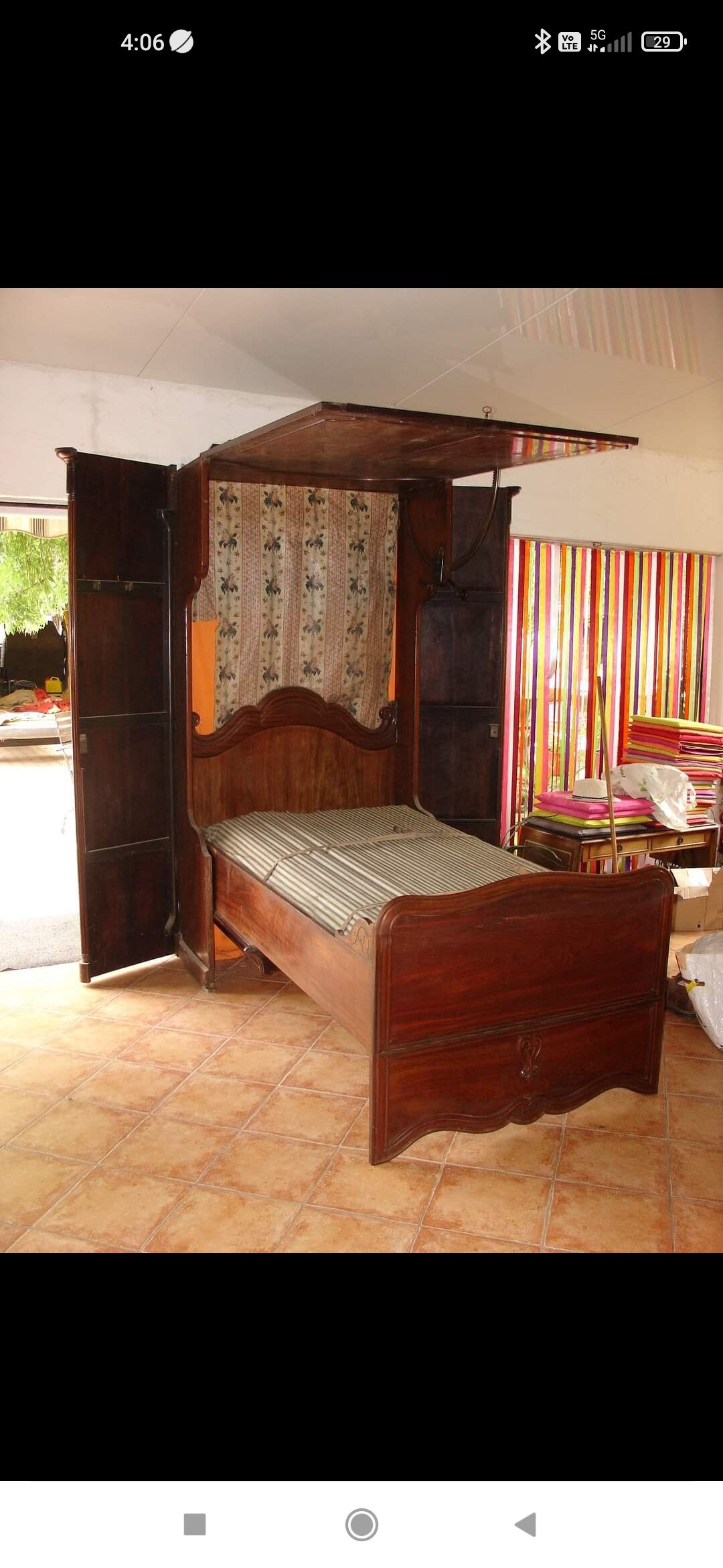 Armoire bonnetière transformable 1872 par Guiraud à Lyon