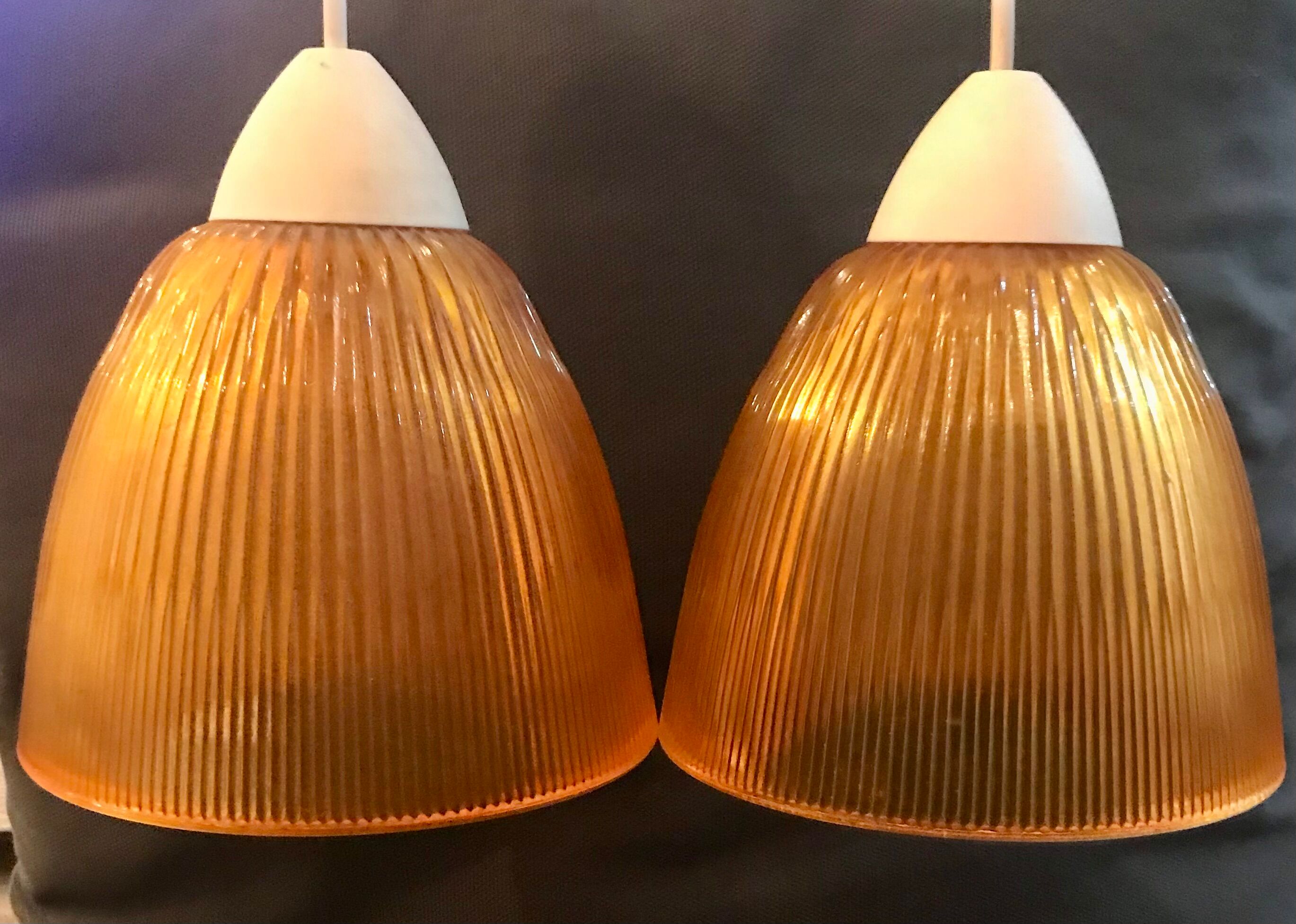 Set of 2 Corep suspensions with glass shade