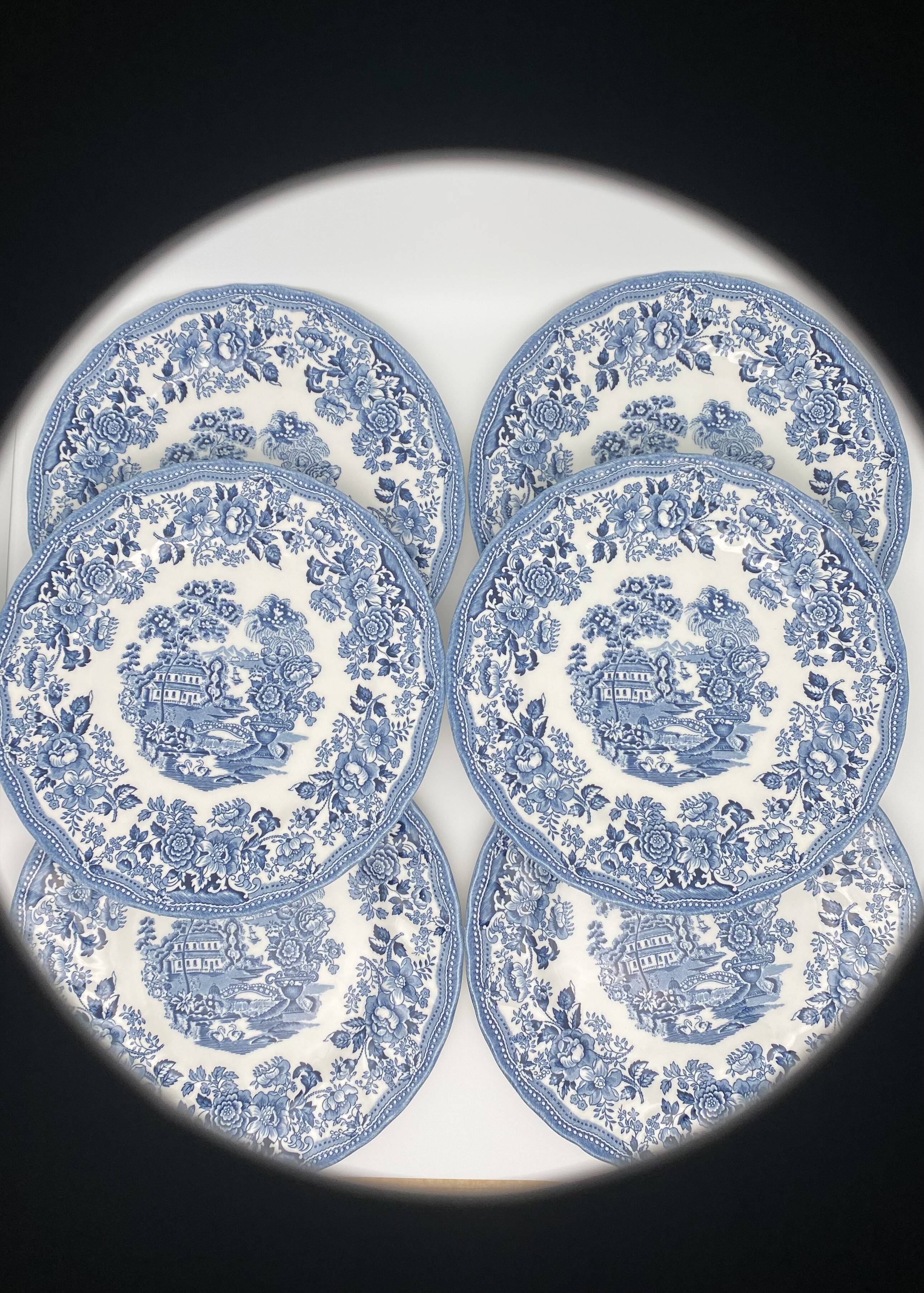 6 assiettes anglaises Churchill