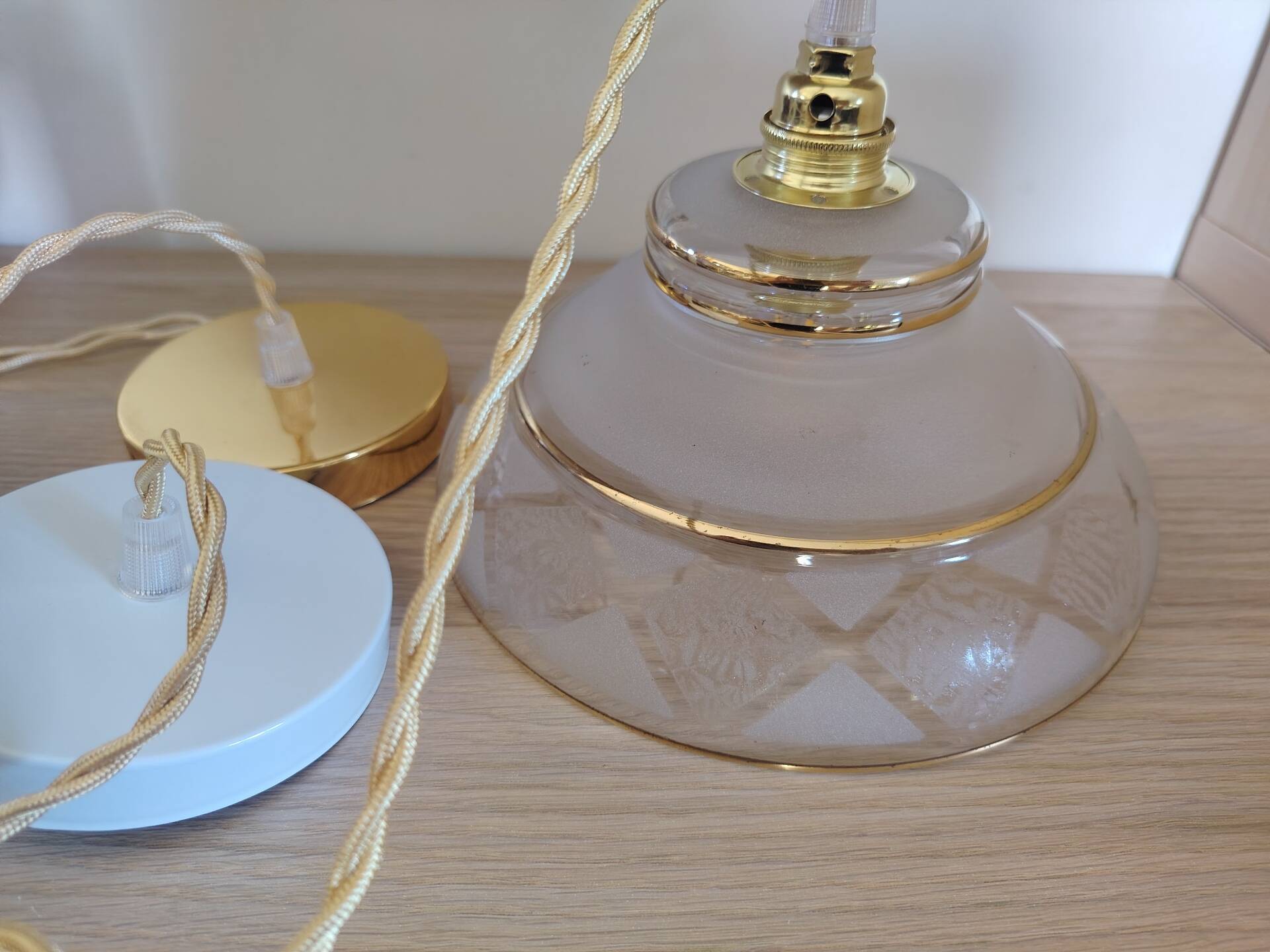 Art Deco glass suspension