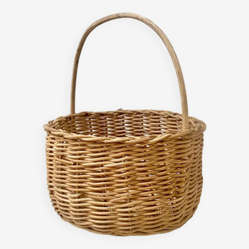 Wicker basket