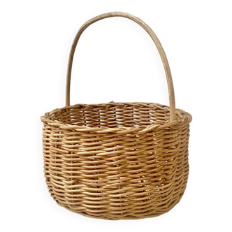 Wicker basket