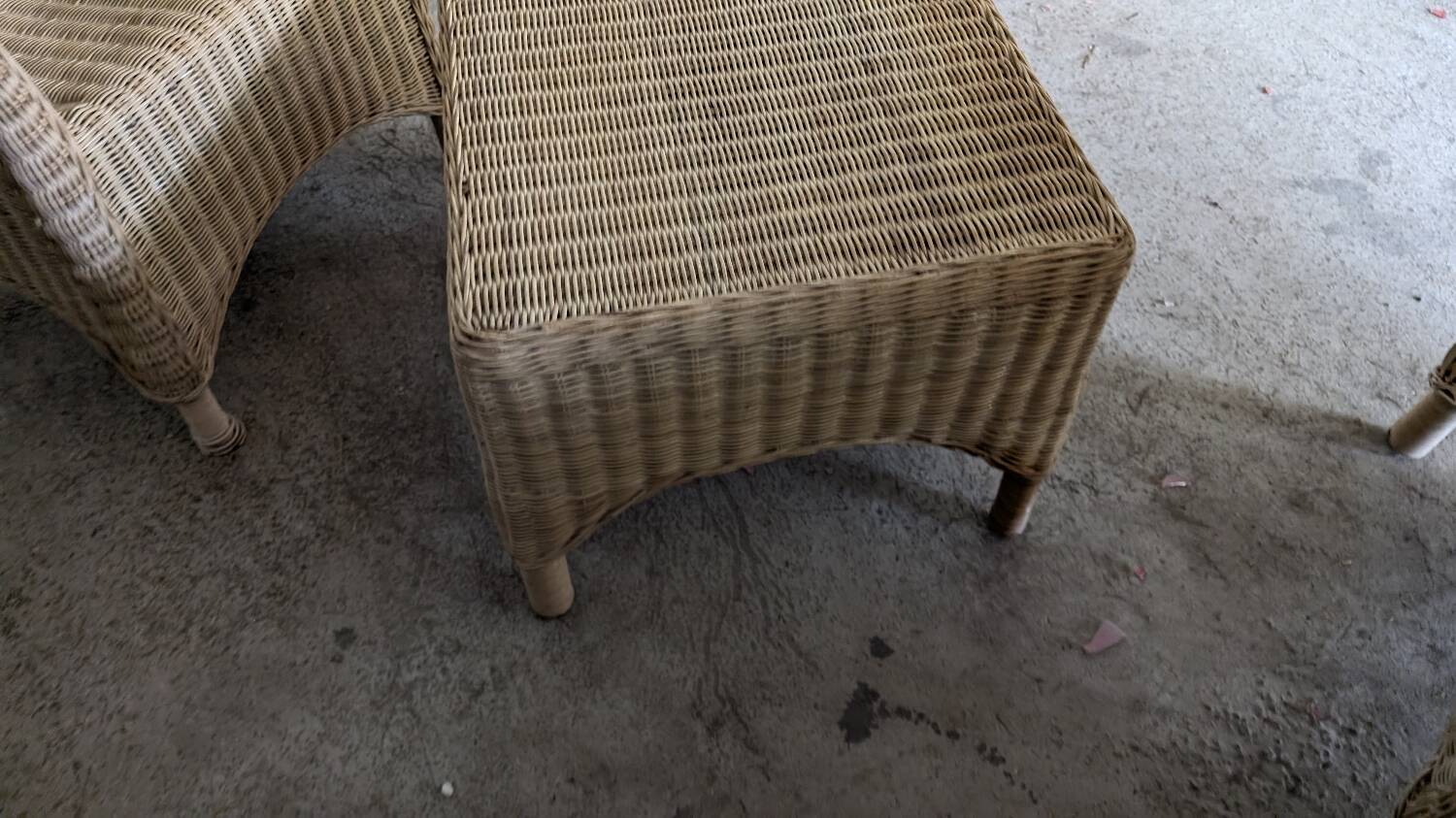 Vintage rattan lounge