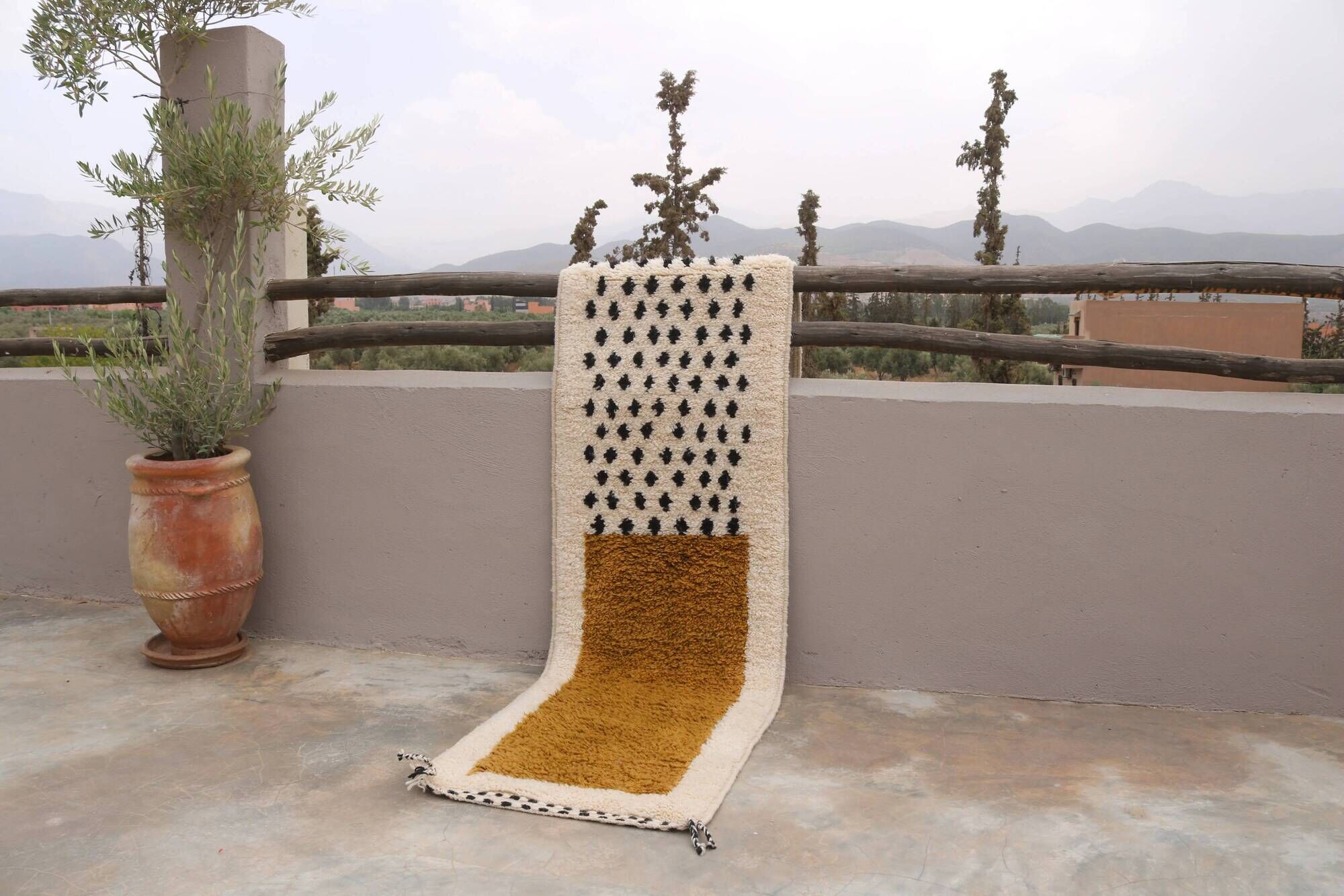 Handwoven coloured wool rug, 265 x 70 cm - R319
