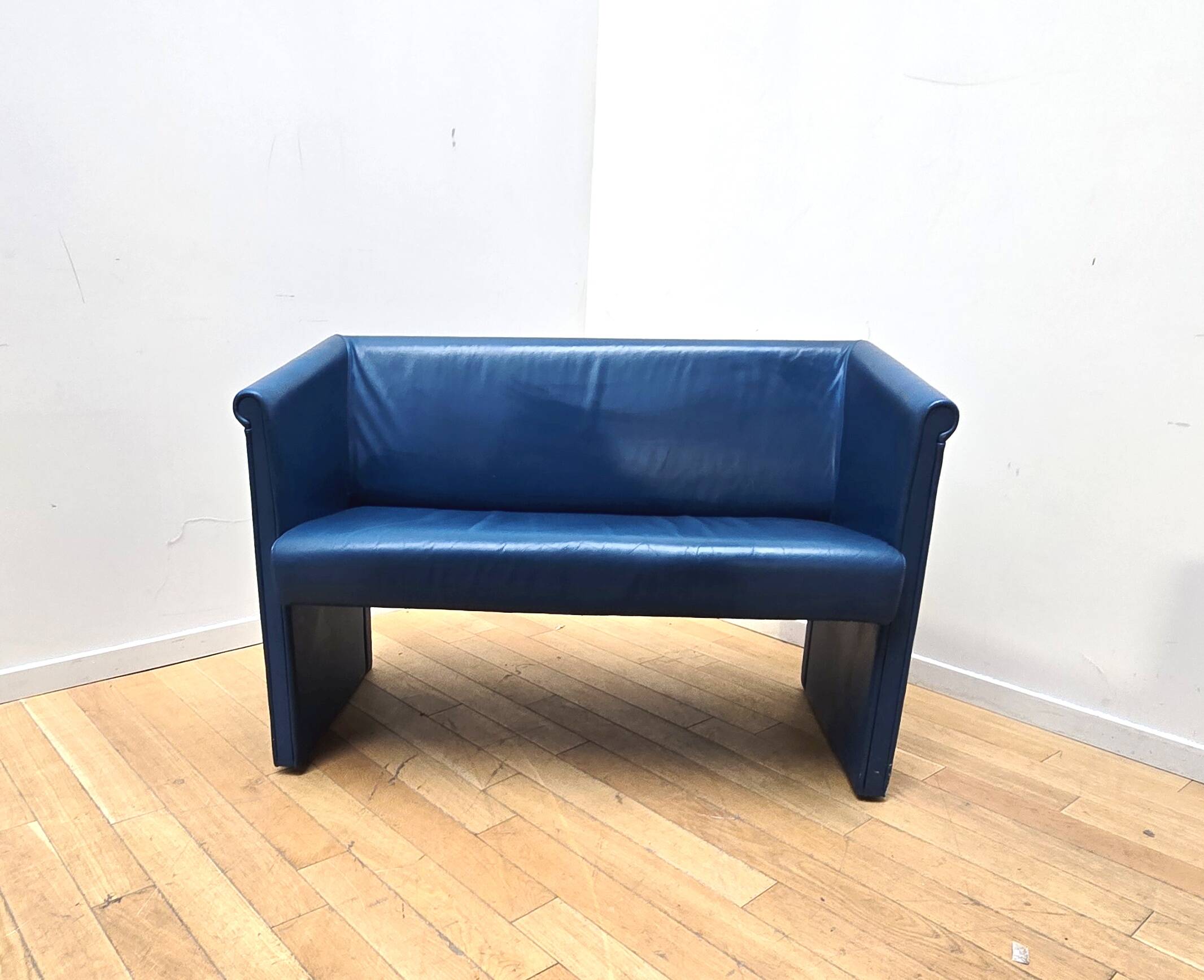 Moroso 2-seater sofa