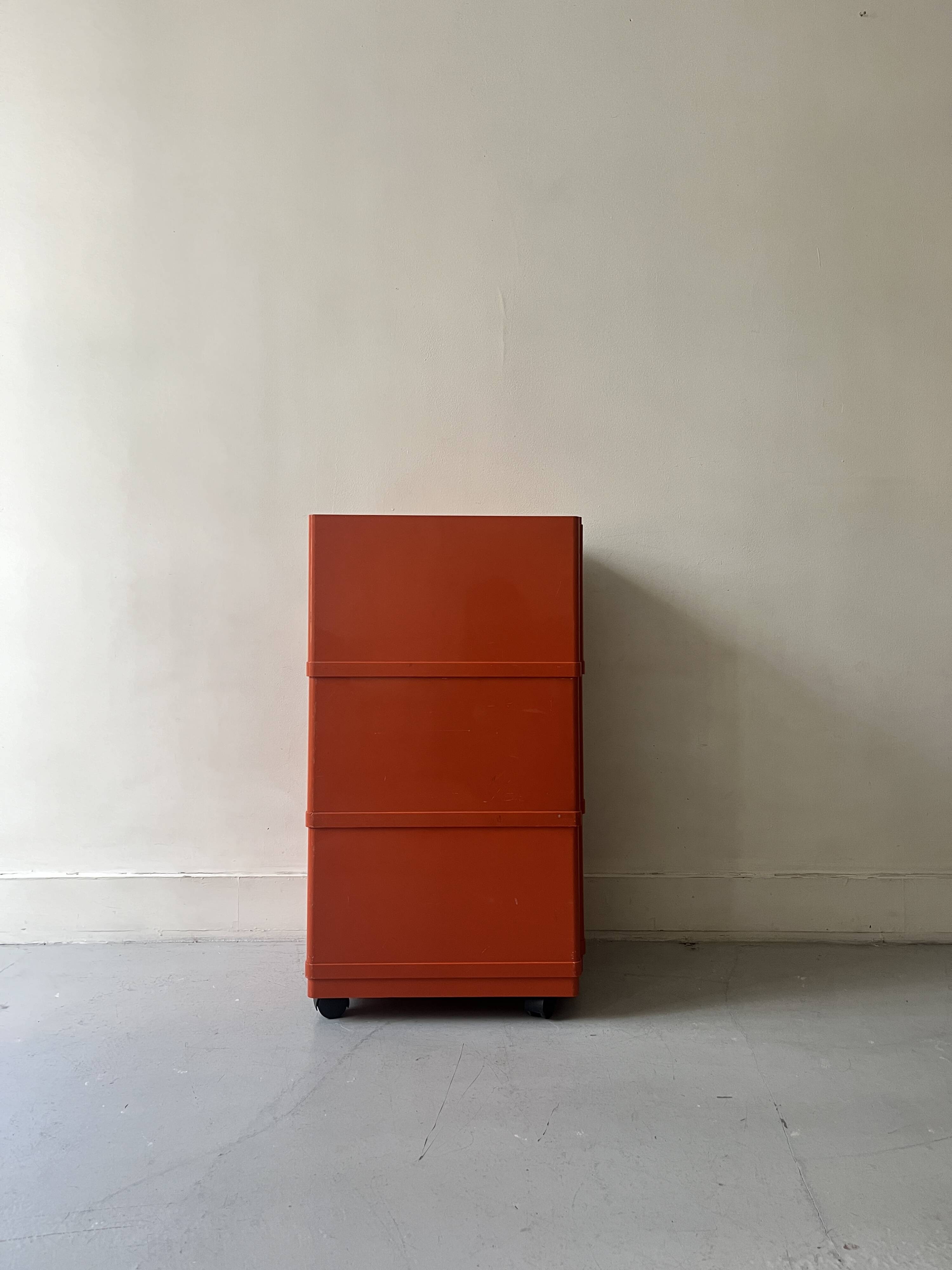 Multi-storage design serving trolley in orange abs, Stile italy 1970