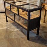 Vitrine ancienne sur pieds