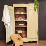 Old green cabinet