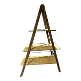 Antique shelf stepladder