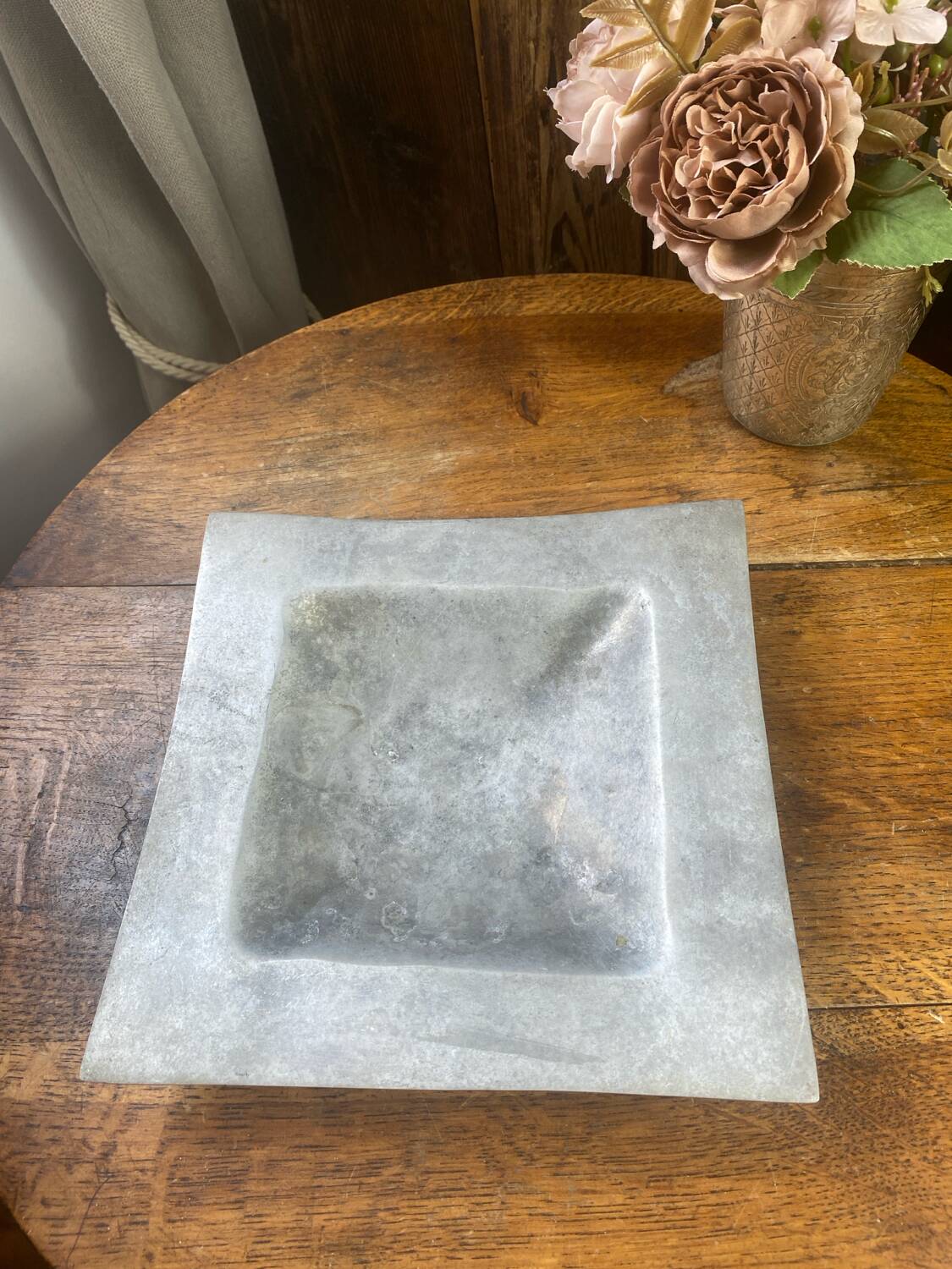 Tray, aluminium ashtray