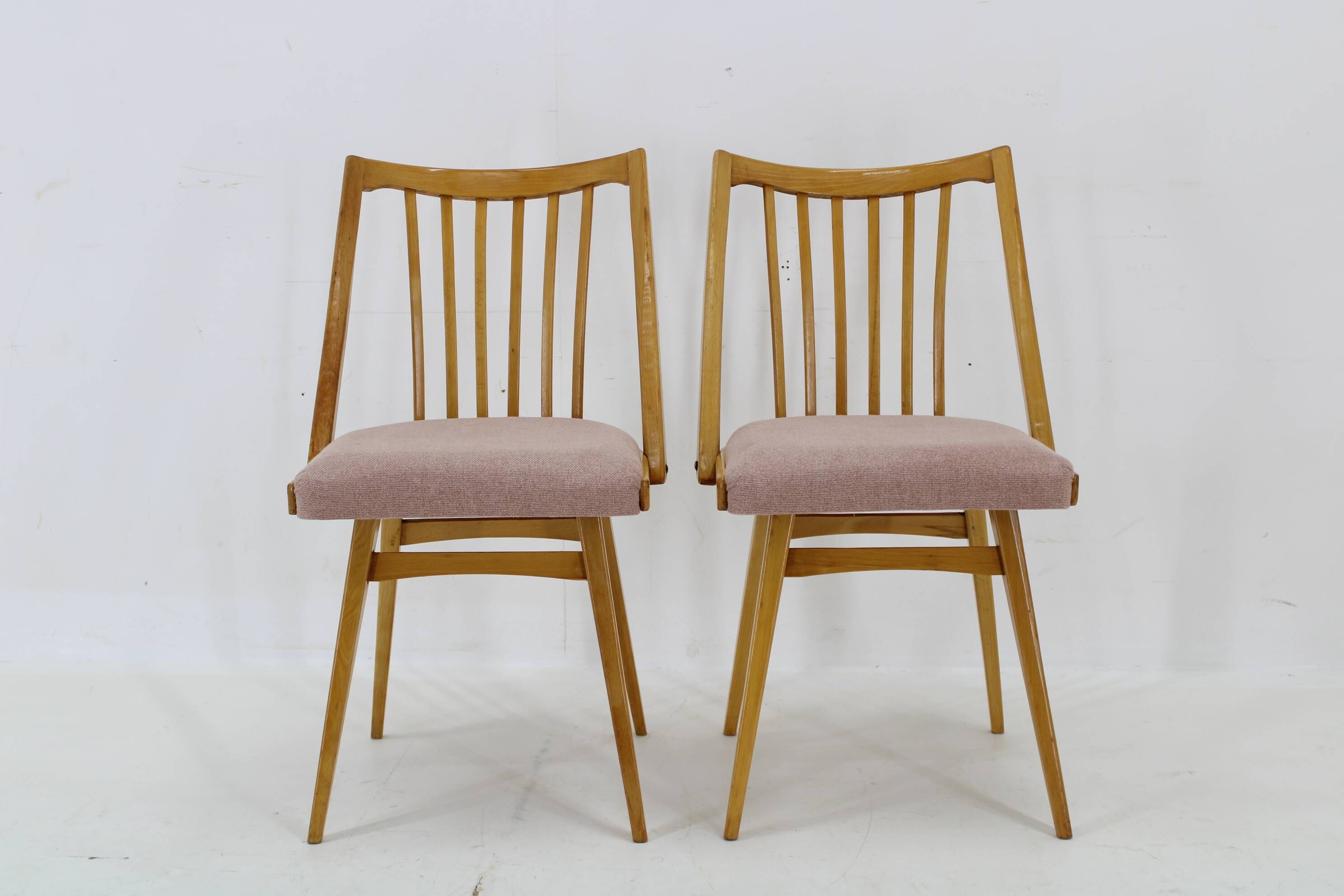 1960s Antonin Suman Set of Four Dining chairs in Beech Wood , Czechoslovakia