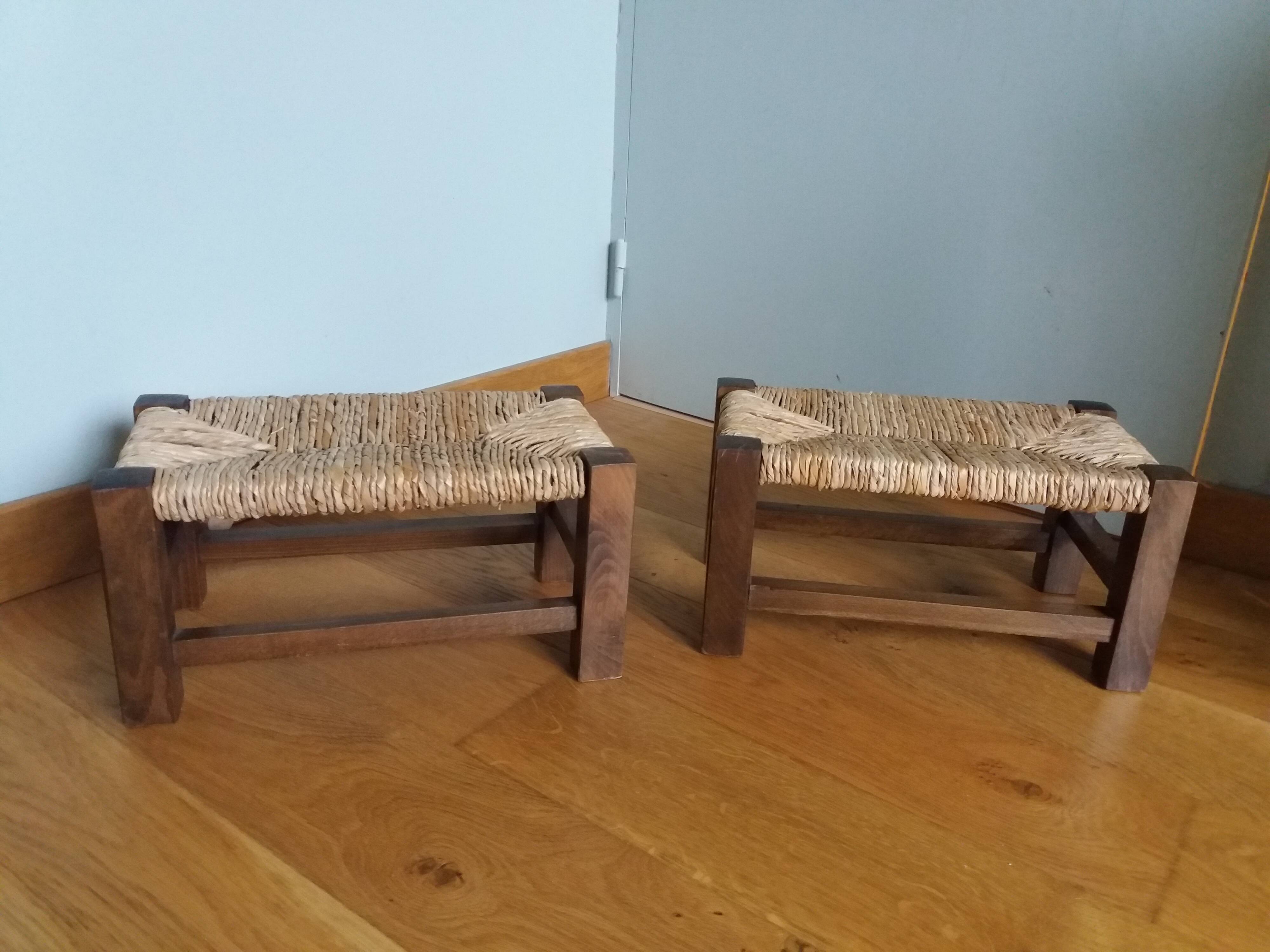 Straw foot rest