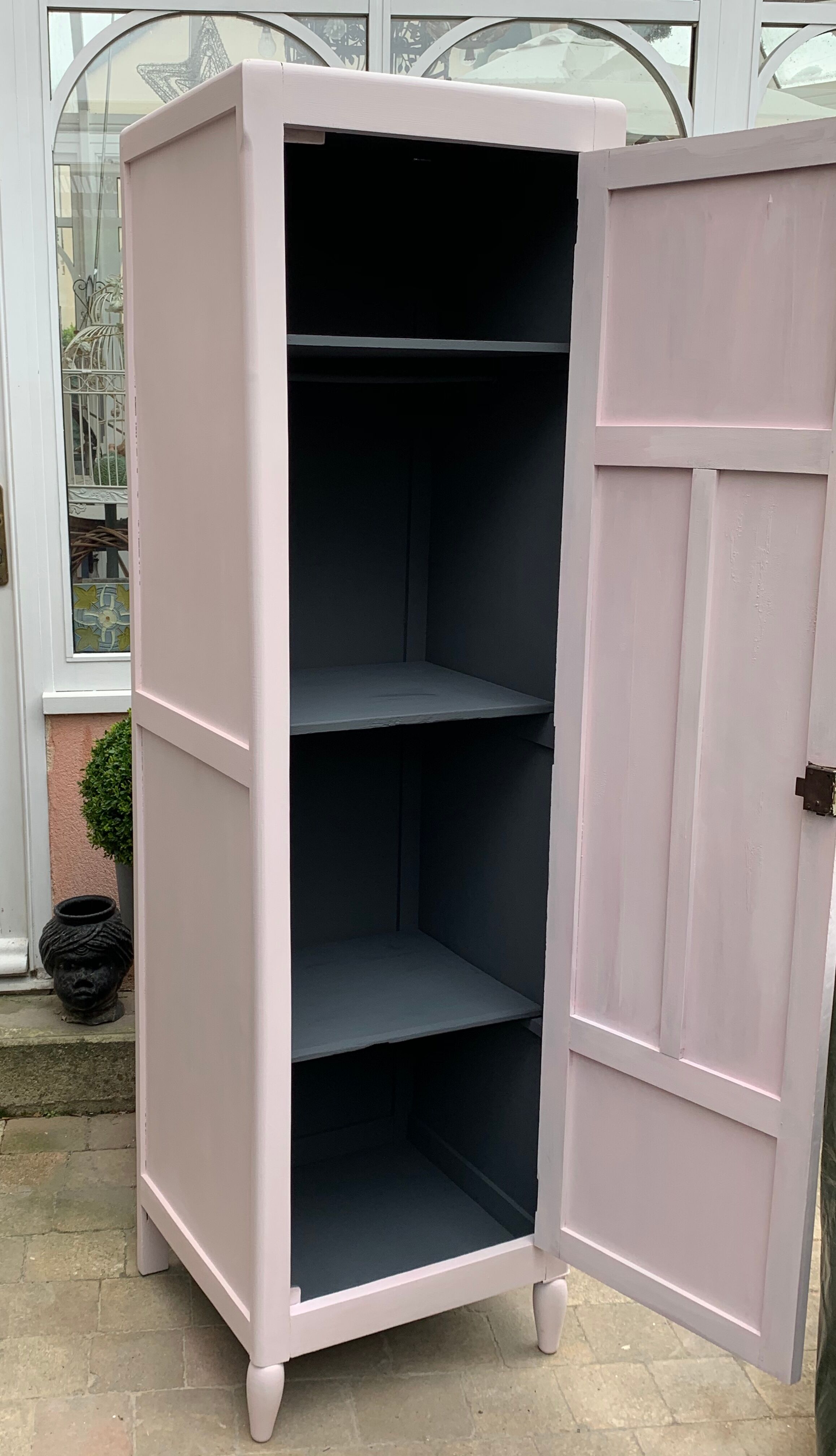 Powder pink Parisian wardrobe