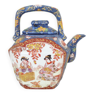 Théière japonaise en porcelaine décor geishas