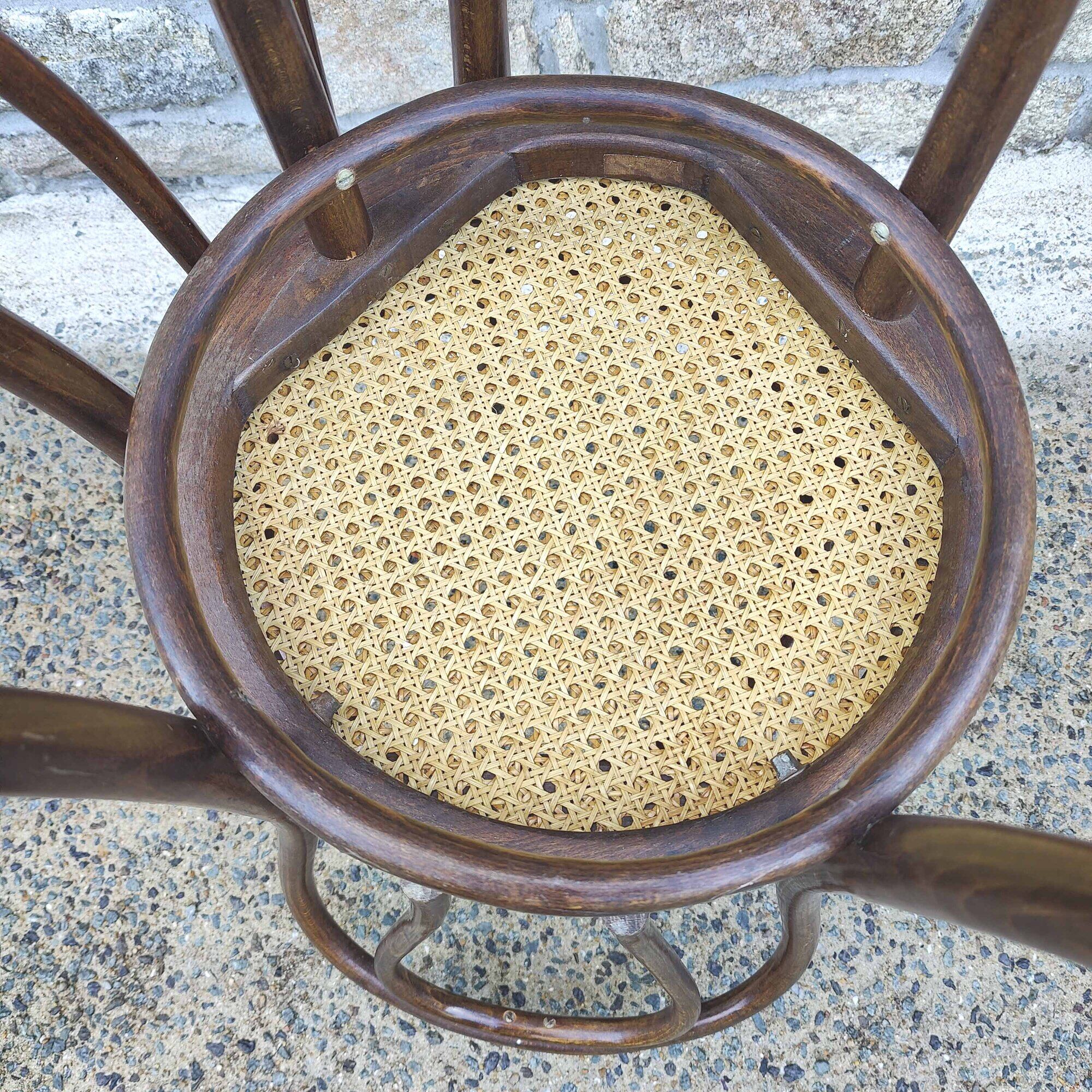 Pair of canned bistro chairs Thonet ZPM Radomsko in curved wood