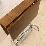 Table in folding brown Formica