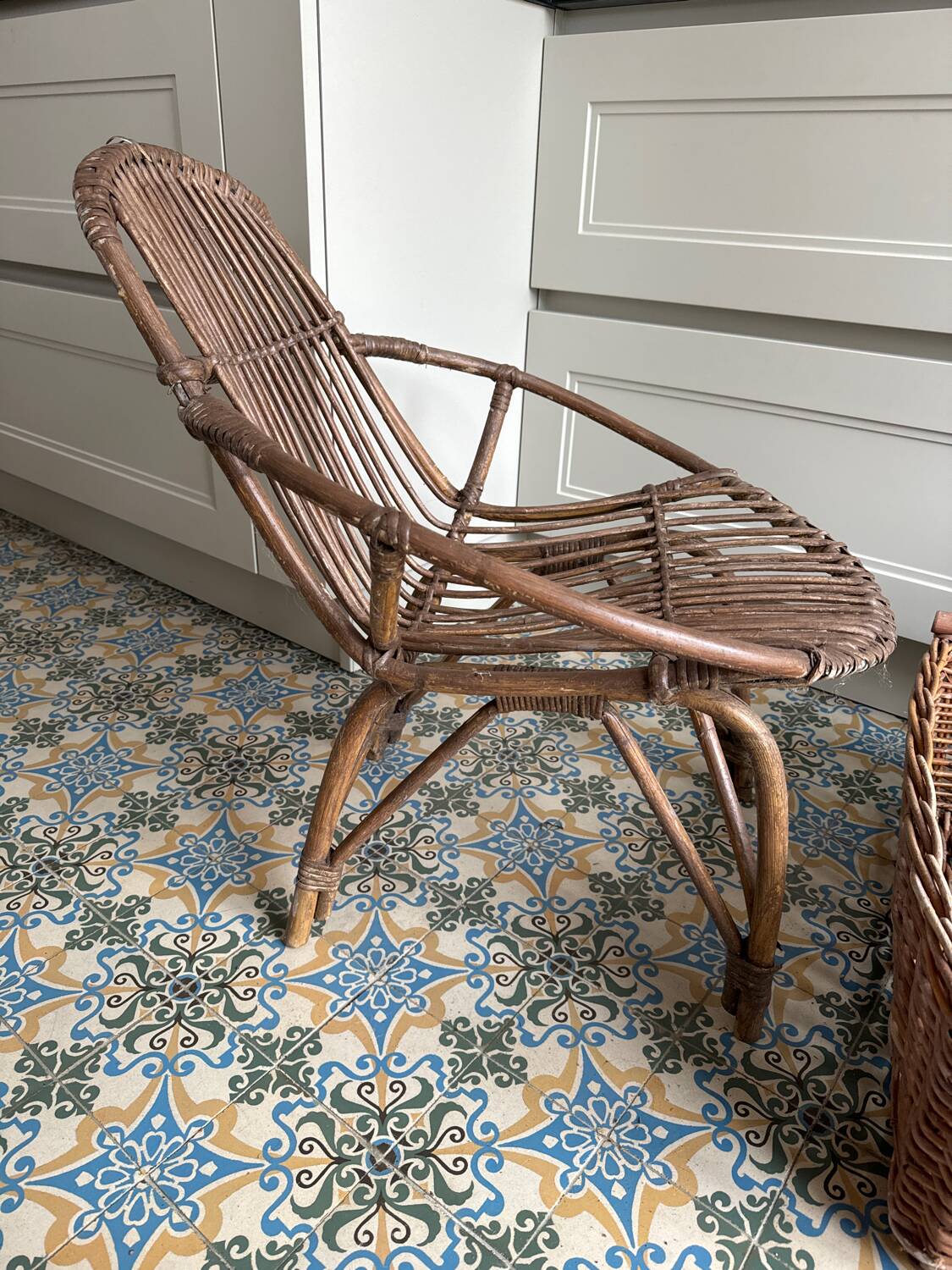 Alex armchair