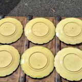 Set of dessert plates