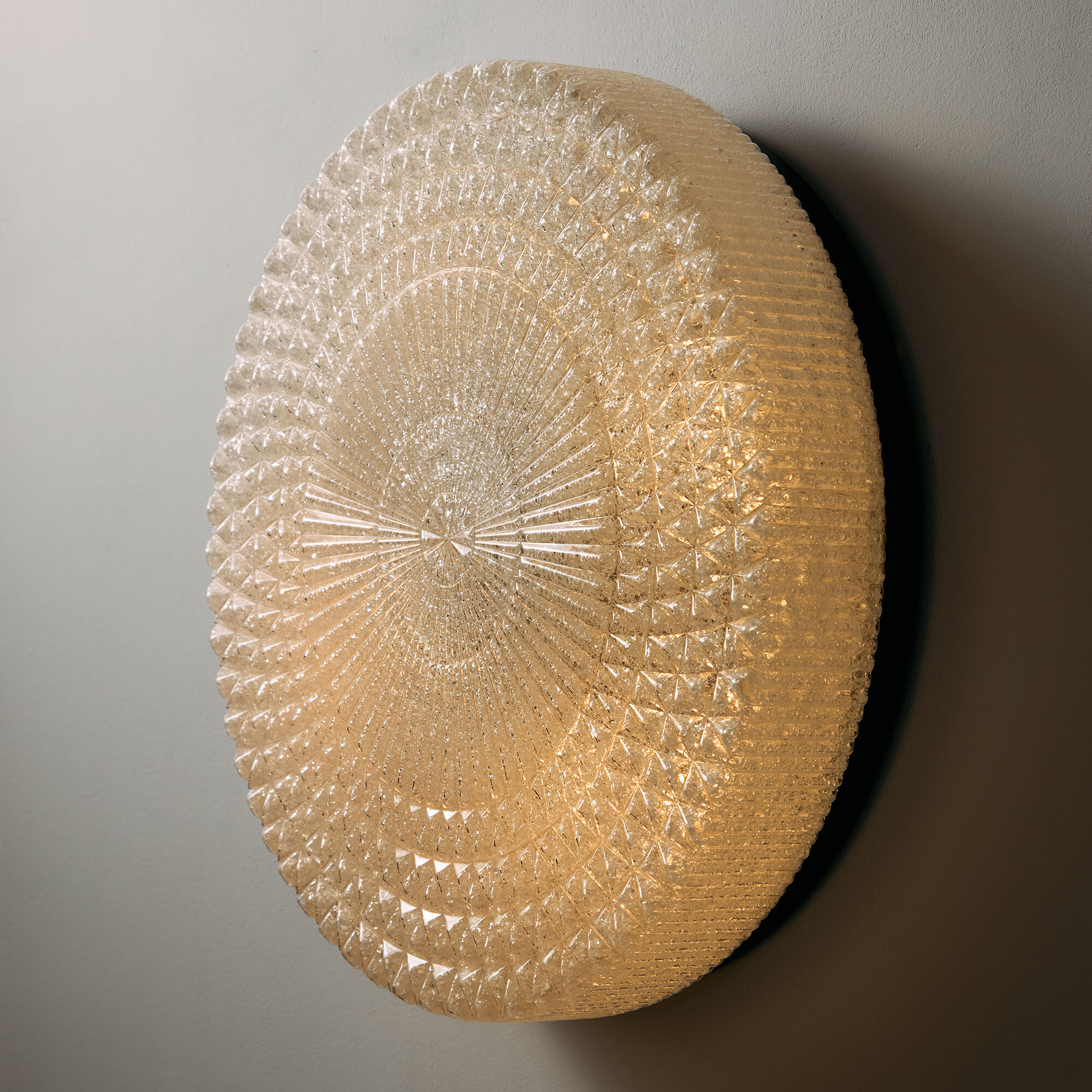 Applique murale en métal et plastique