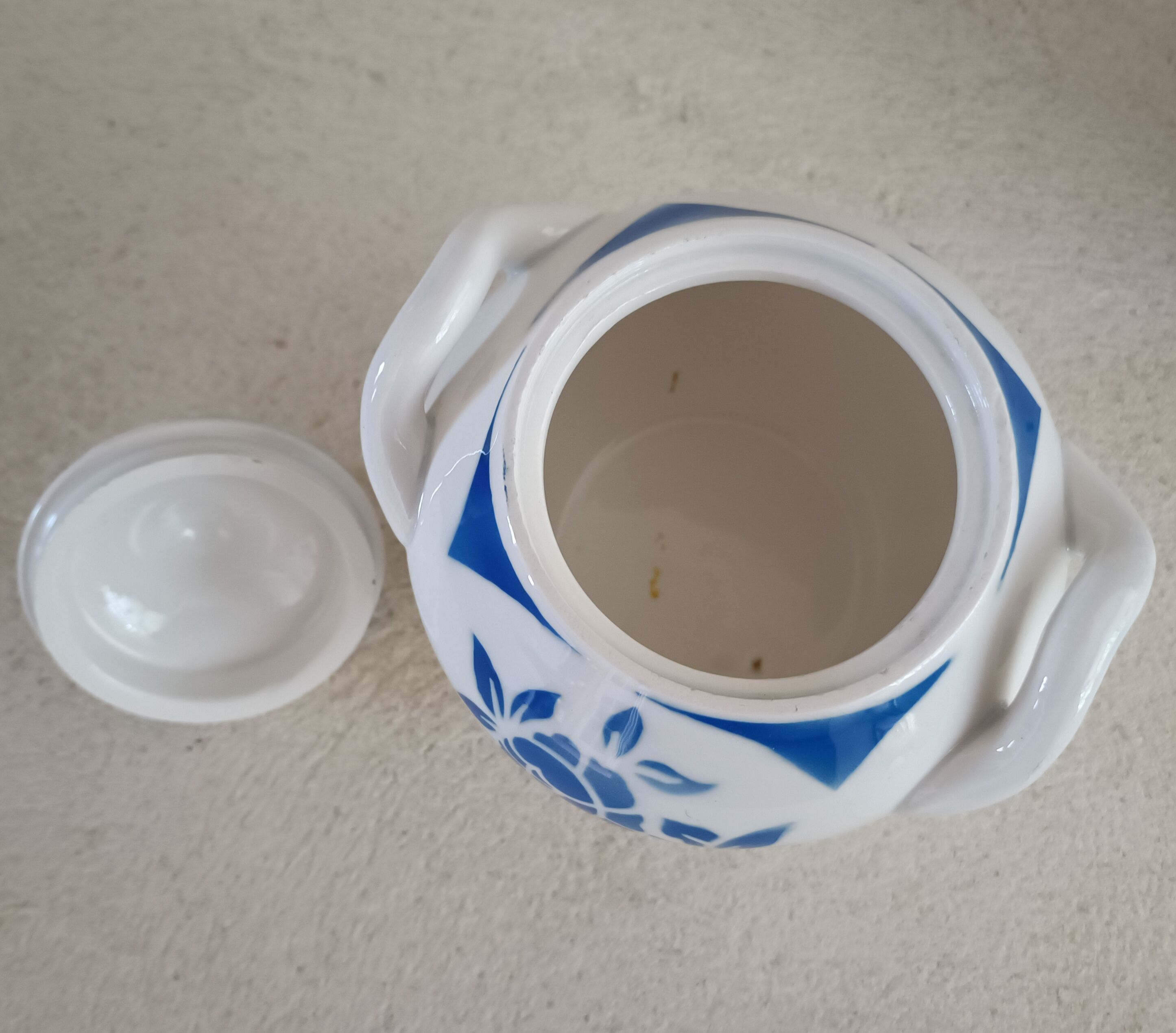 6 Digoin cups and saucers, sugar bowl and milk jug