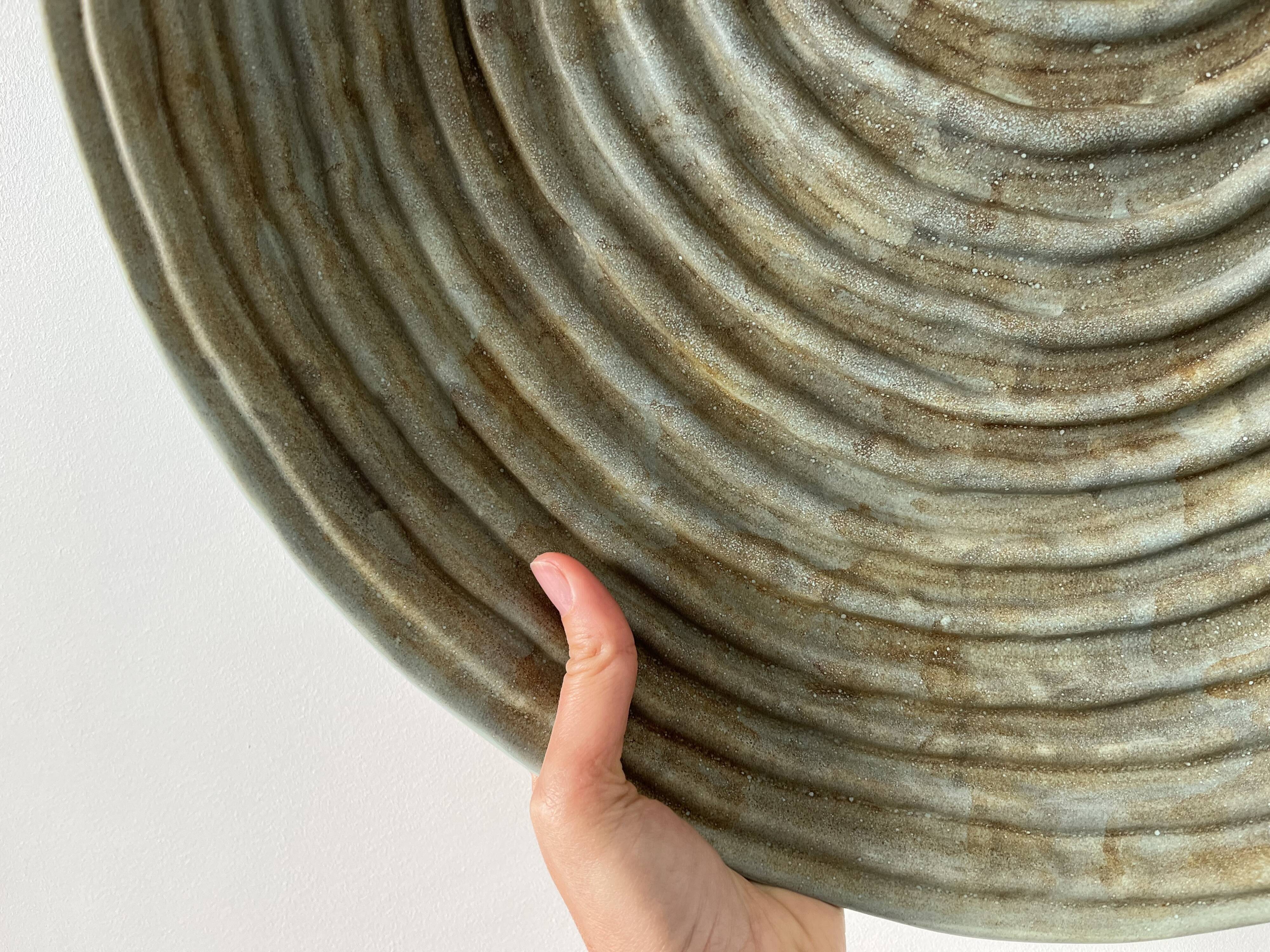 Large ceramic shell dish by Dominique Guillot for Vallauris 1960, giant oyster dish