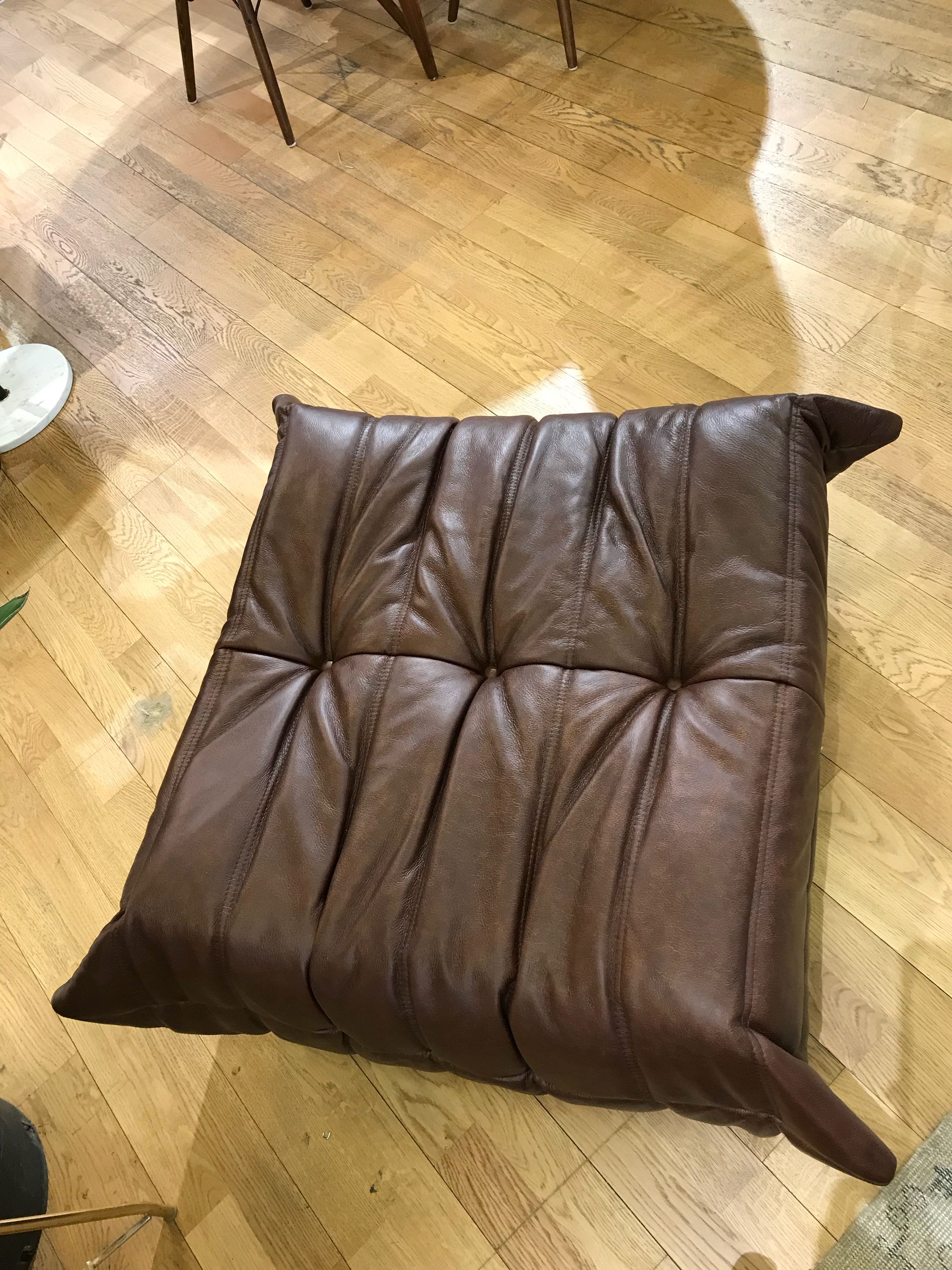 Pouf ottoman Togo designed by Michel Ducaroy 1973