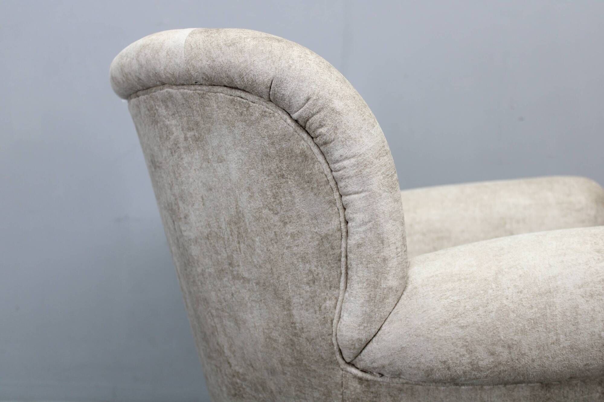 Pair of Art Deco club armchairs, Czechoslovakia, 1940s