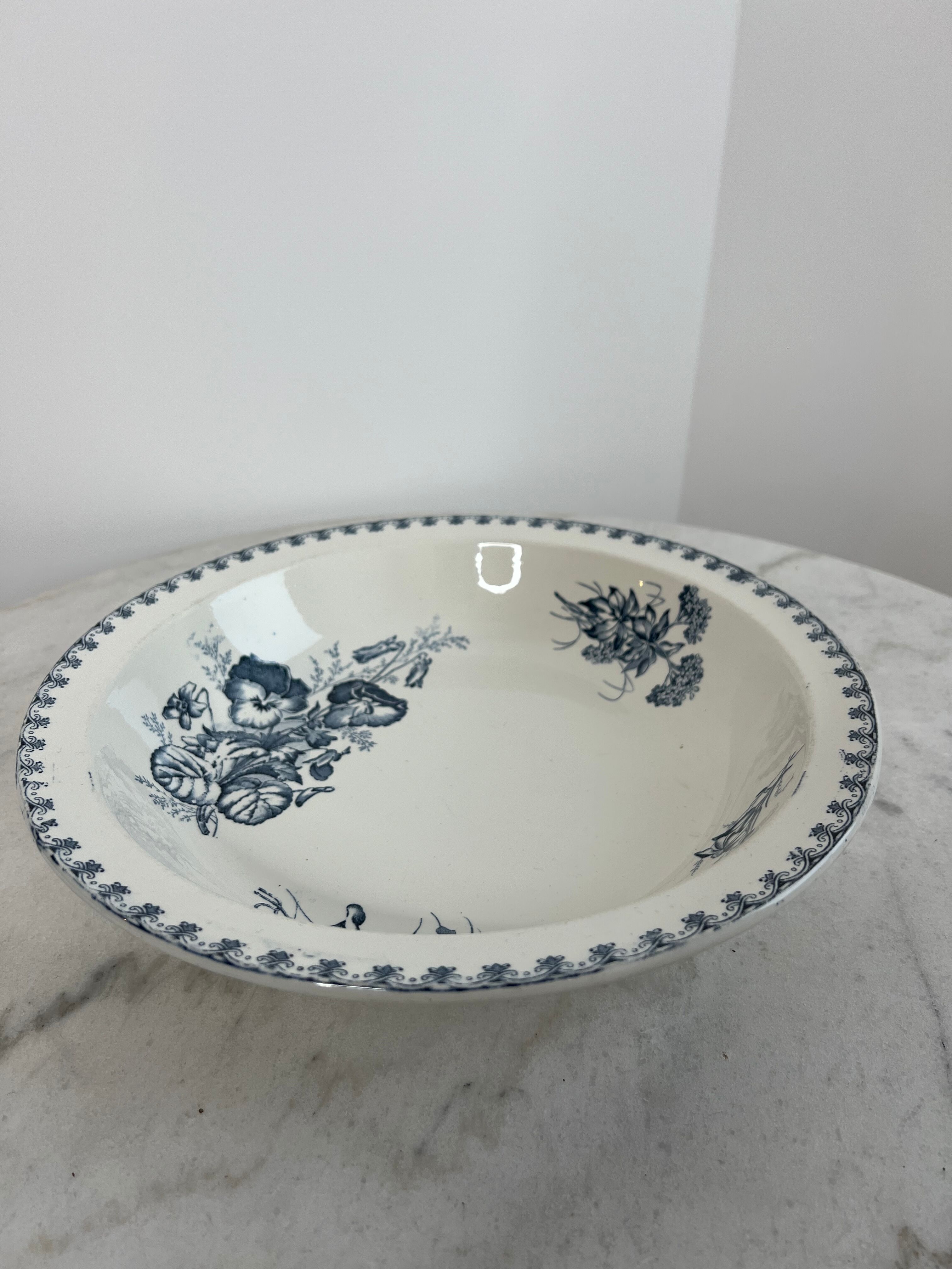 Sarreguemines Vega presentation dish