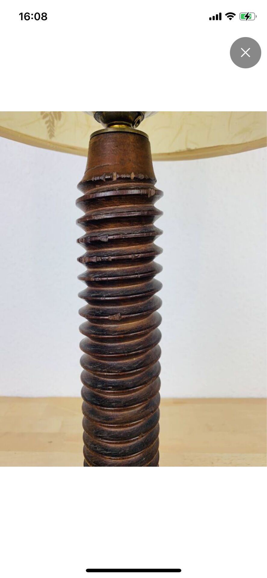 Lampe brutaliste art populaire 73 cm, bois tourné