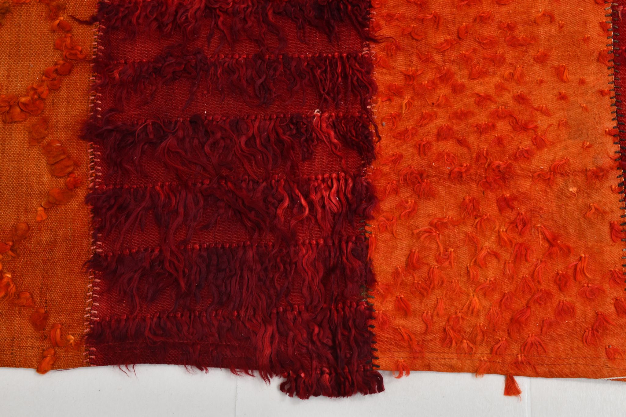 Red & orange tones vintage rug, 163x240 cm