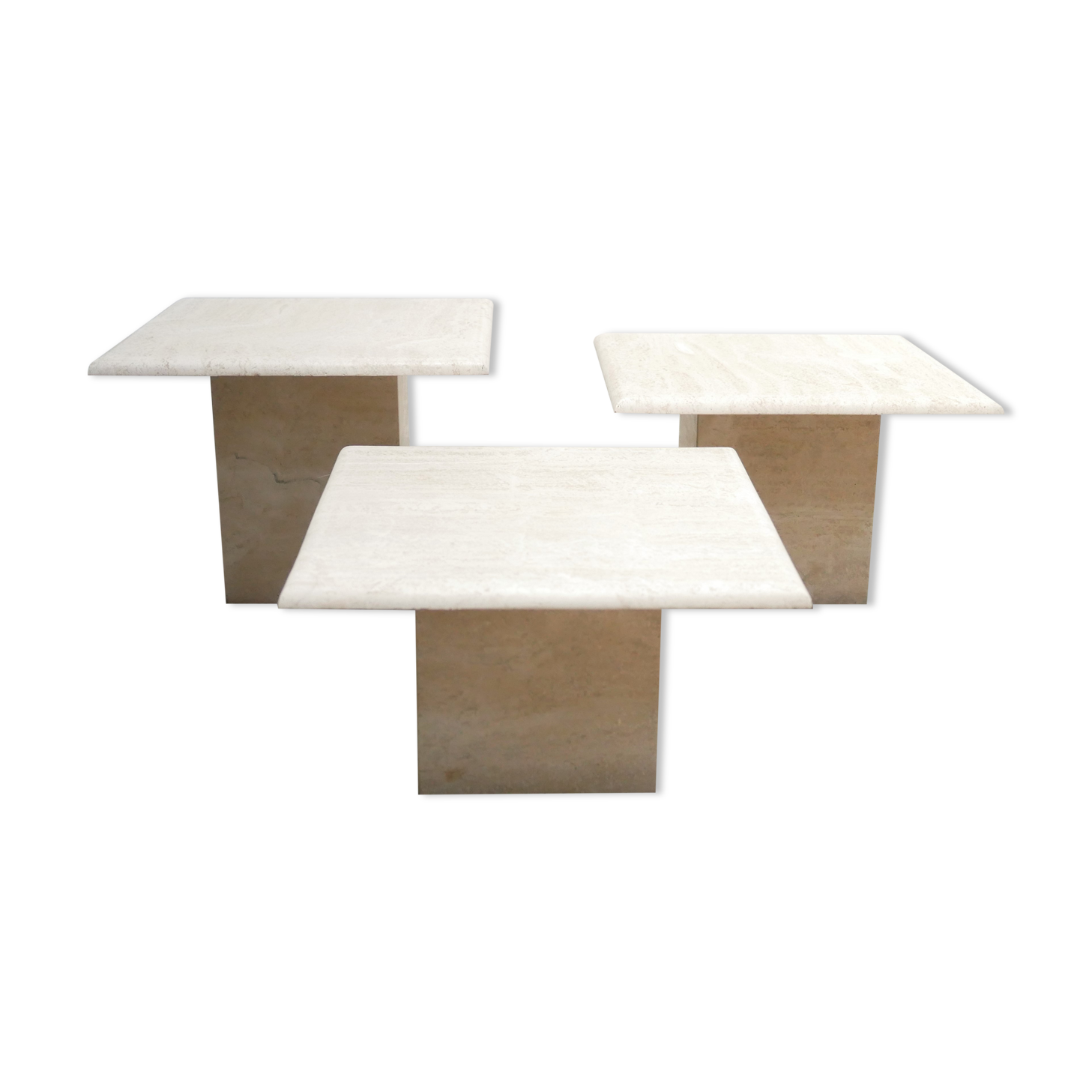 Série de 3 tables basses vintage en travertin